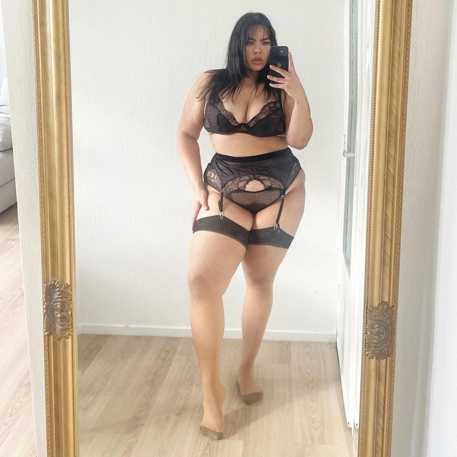 Columbia Stockings - Caramel Latte - Image 3