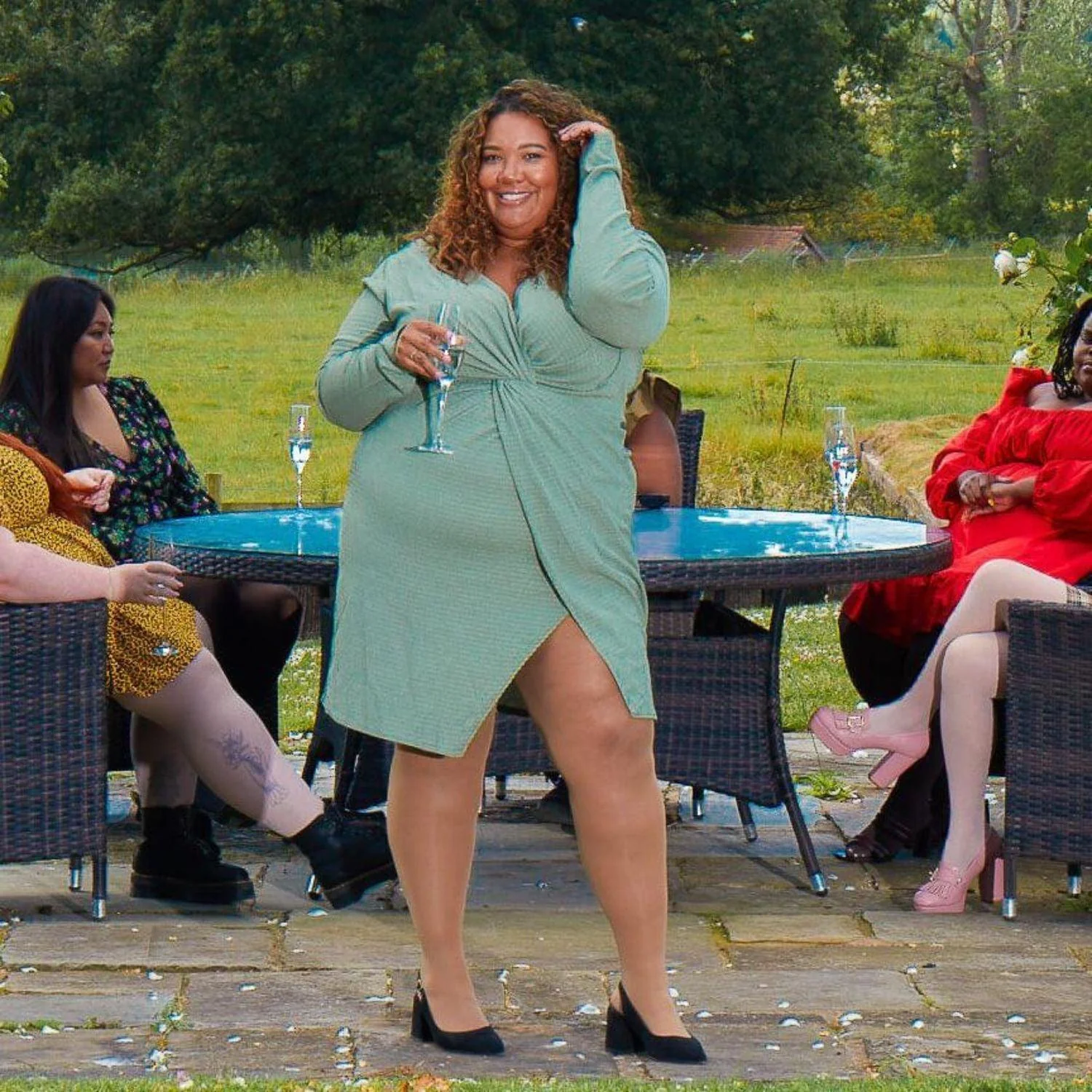 30 Denier Sheer Tights - Caramel Latte - Image 7