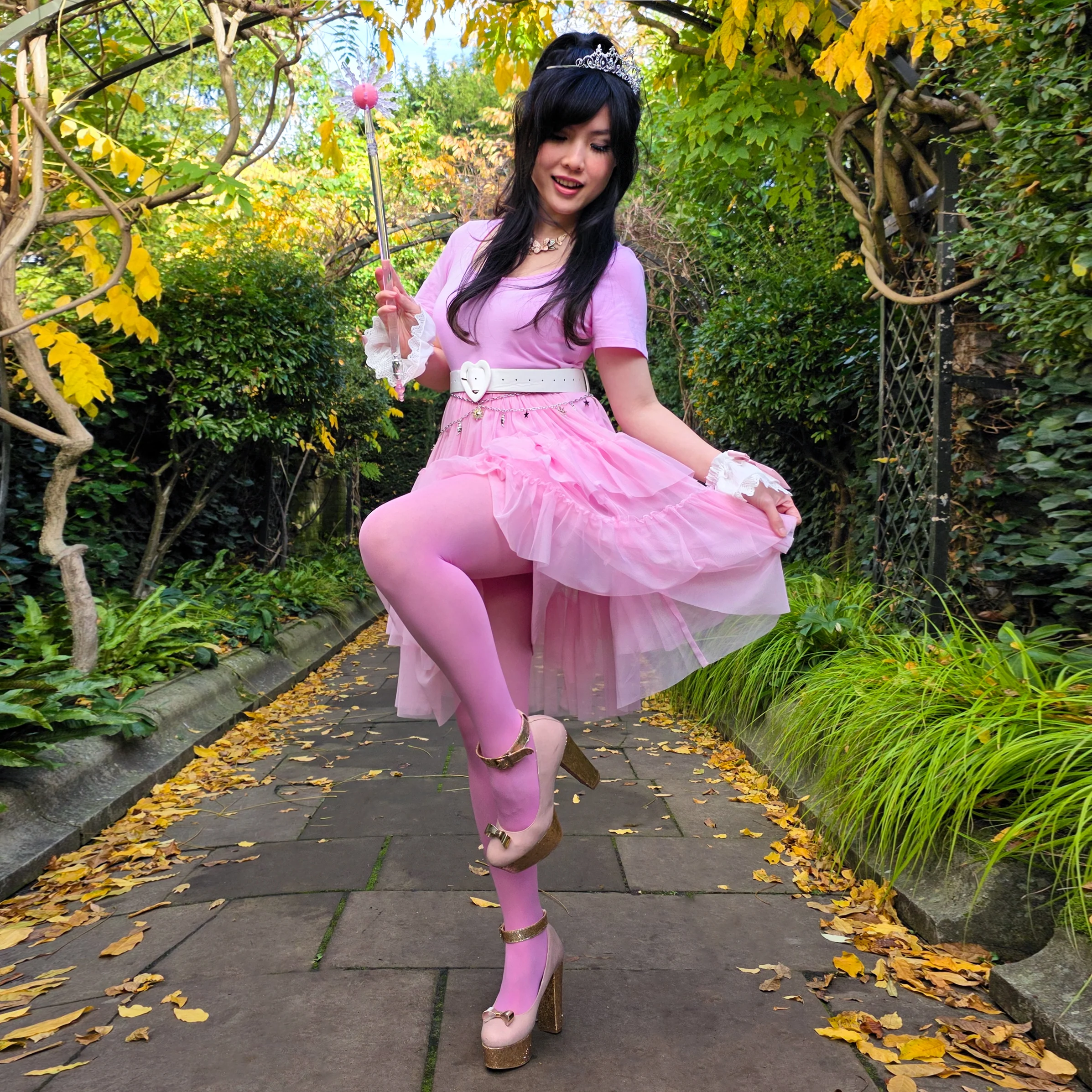 30 Denier Sheer Tights - Dragon Fruit - Image 8