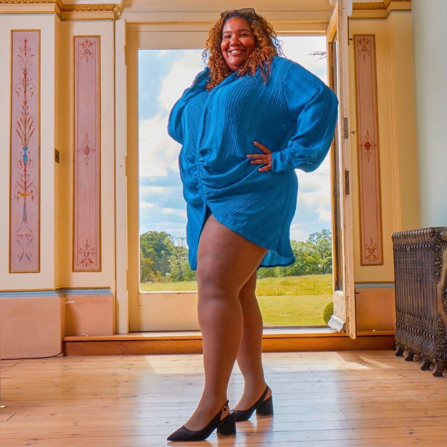 30 Denier Sheer Tights - Fudge - Image 3