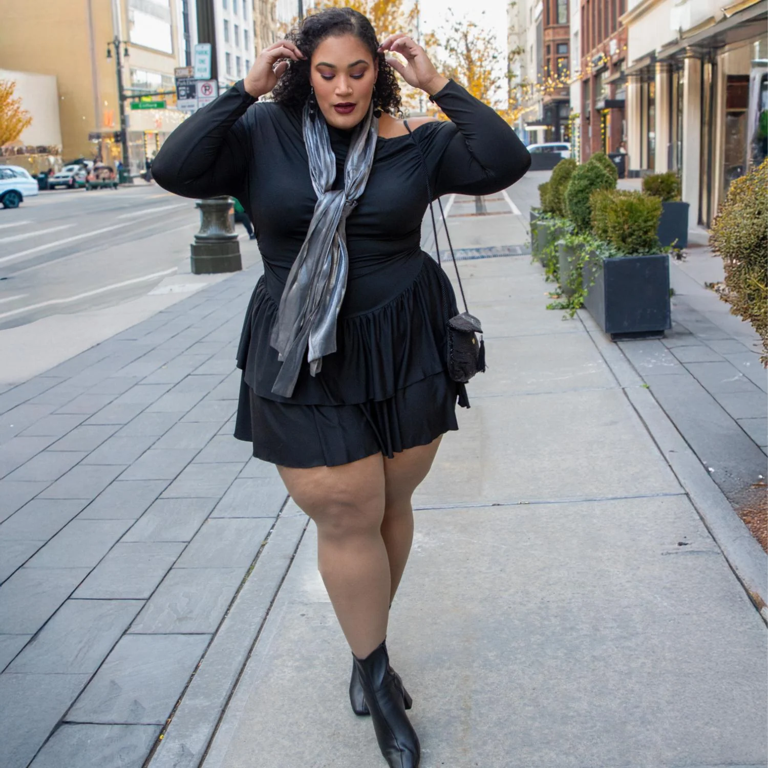 30 Denier Sheer Tights - Fudge - Image 4
