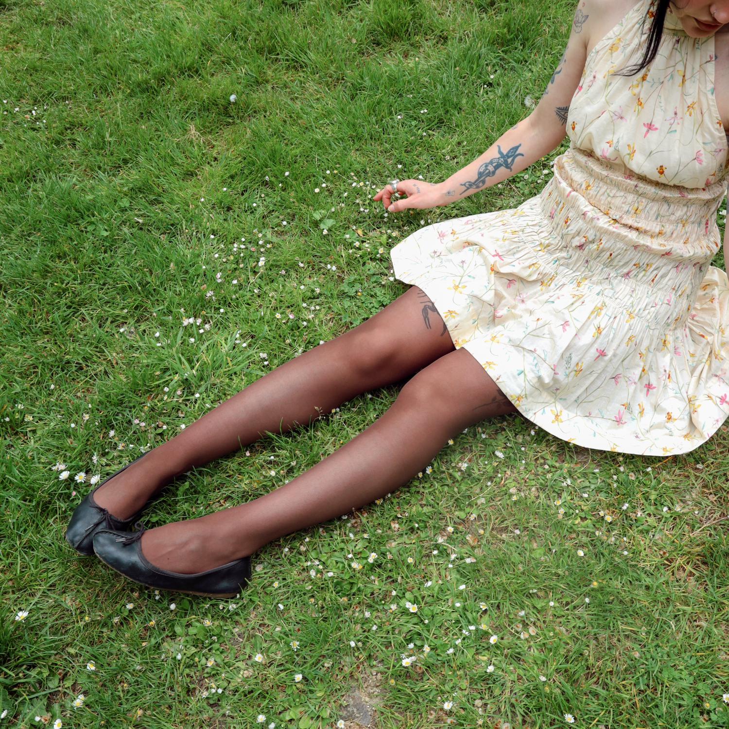 30 Denier Sheer Halo Tights - Praline - Image 7