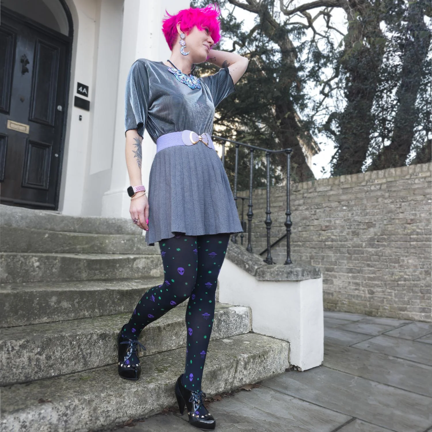 80 Denier Opaque Tights - Aliens - Image 3