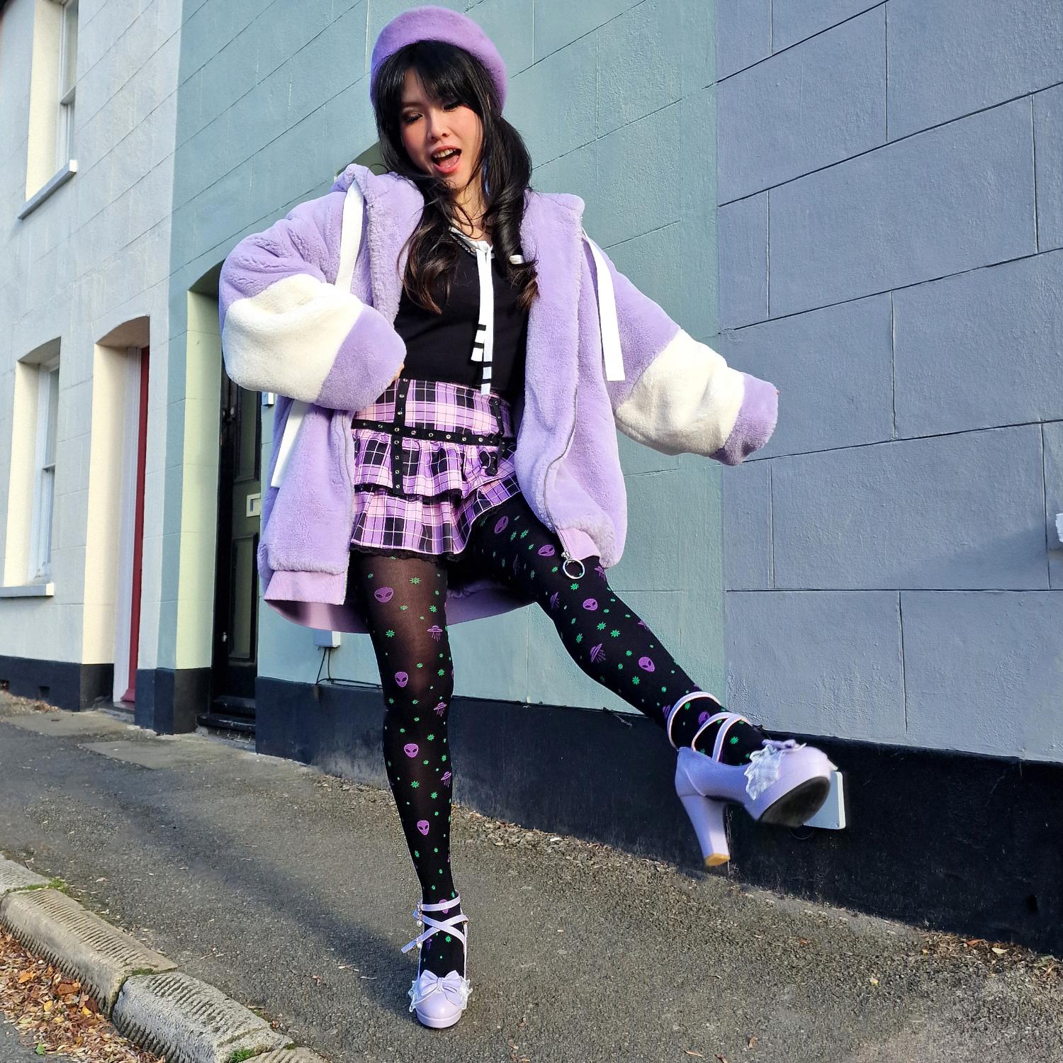 80 Denier Opaque Tights - Aliens - Image 5