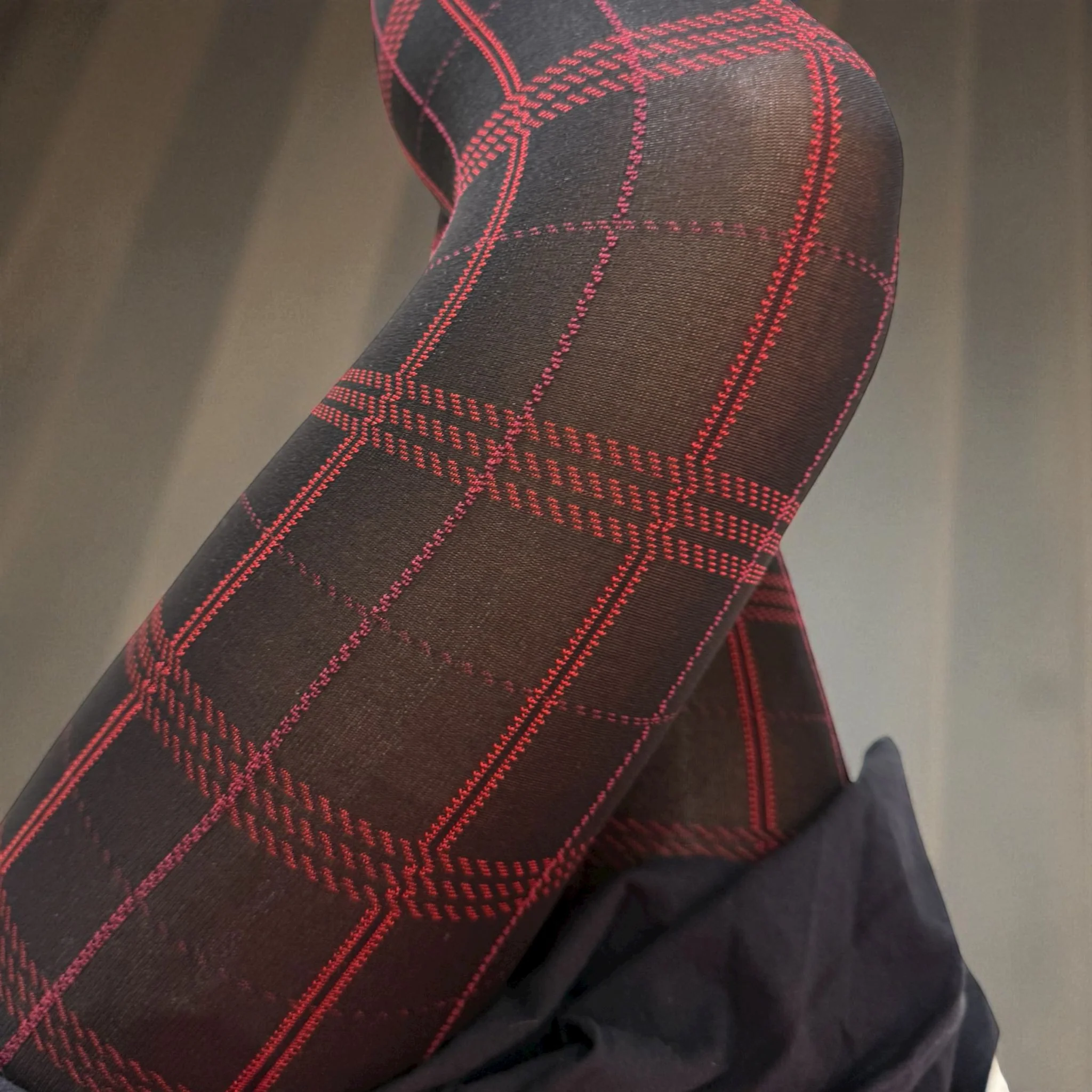 80 Denier Opaque Tights - Ceilidh - Image 2