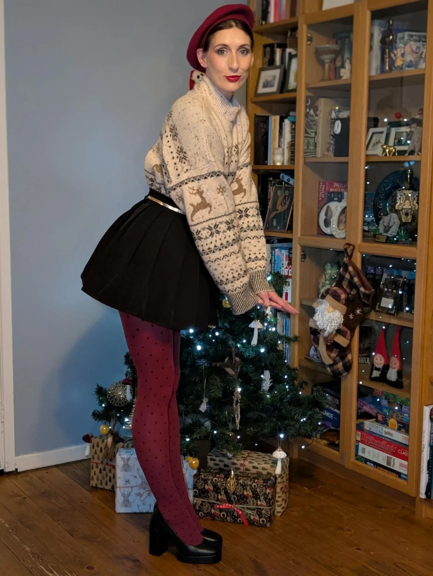 80 Denier Opaque Tights - Cherry Dot - Image 8