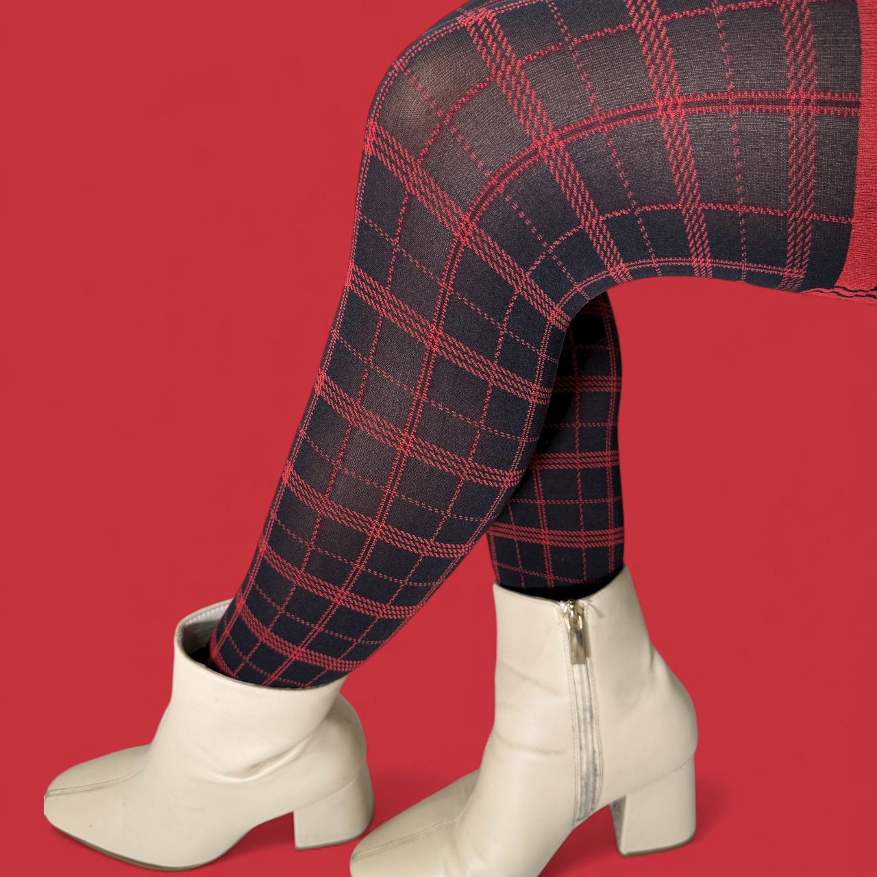 80 Denier Opaque Tights - Gift Wrapped - Image 5