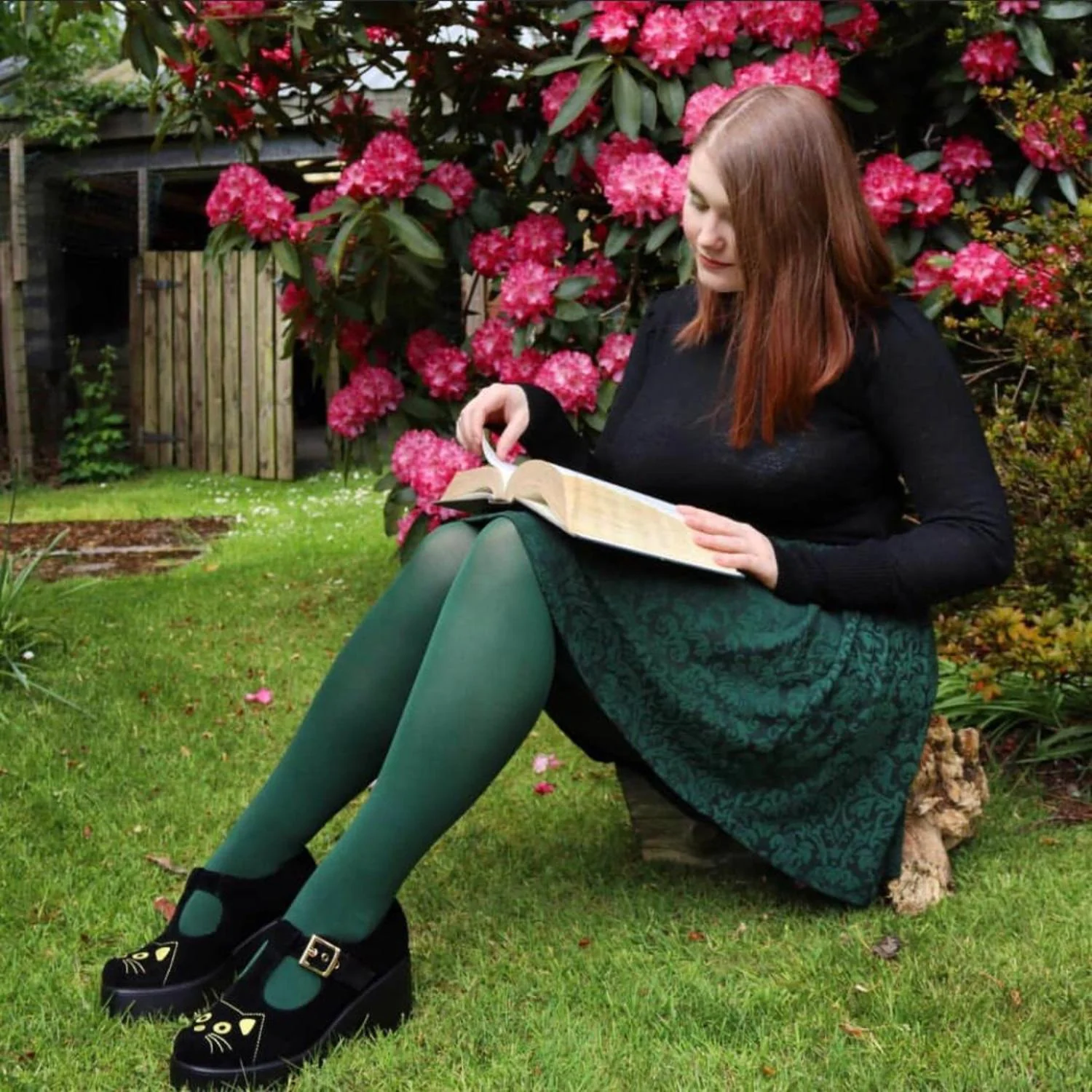 80 Denier Opaque Tights - Hit the Bottle Green - Image 4