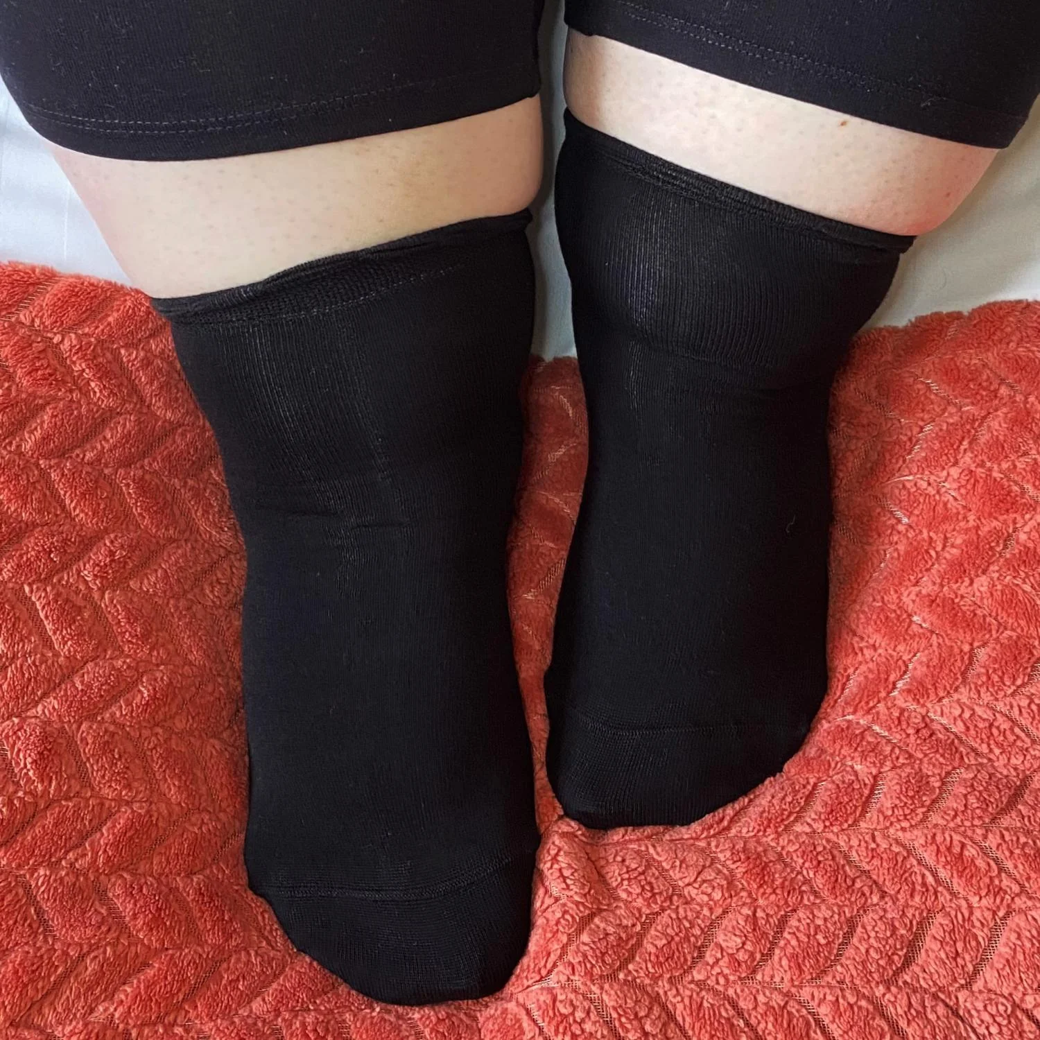 Ultimate Bamboo Ankle Socks - Black - Image 2