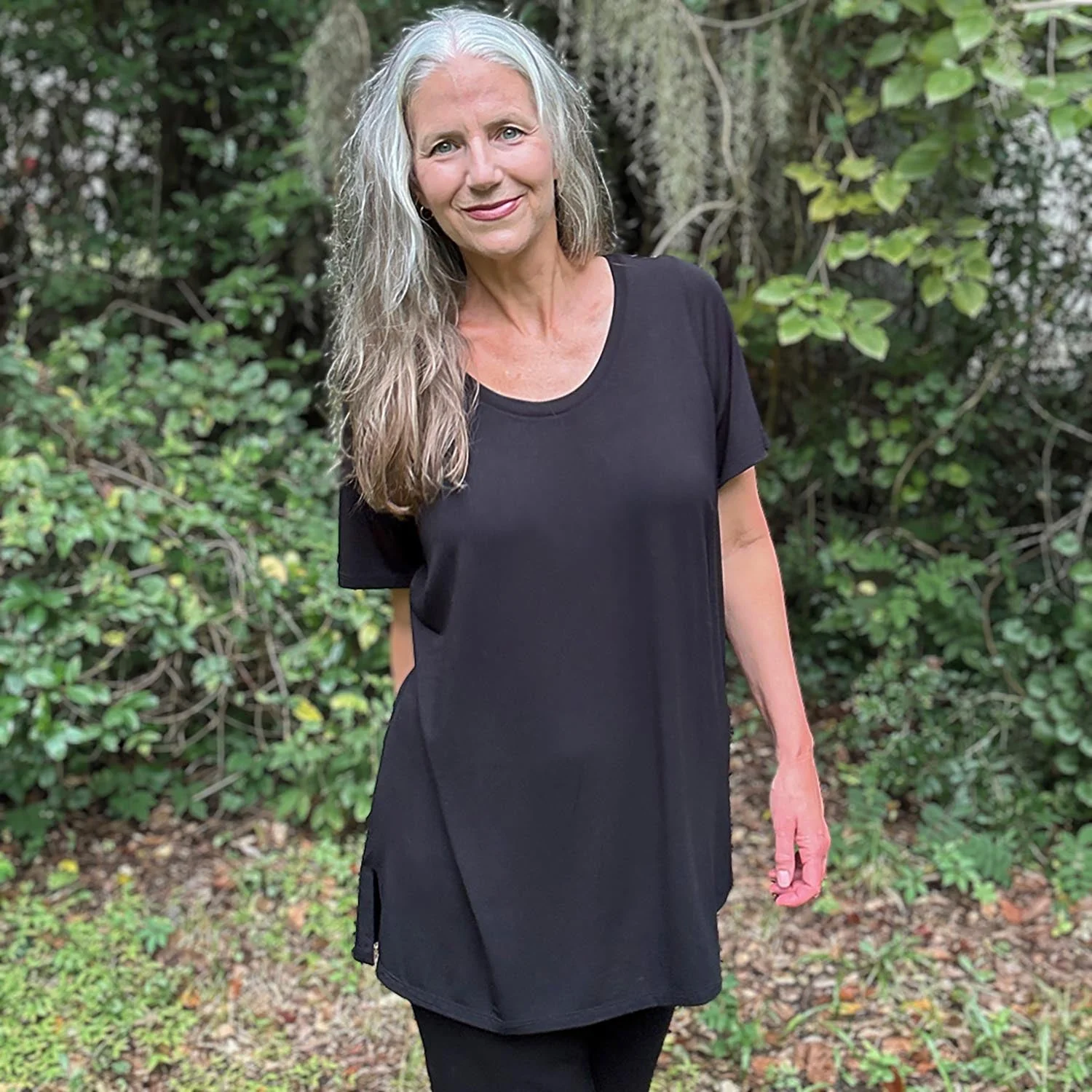 Bamboo Lounge T-shirt - Black - Image 3
