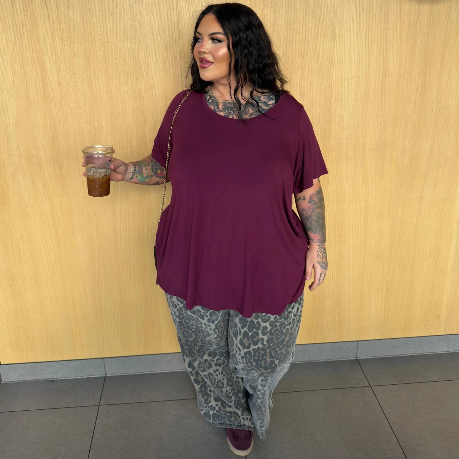 Bamboo Lounge T-Shirt - Cherry - Image 10