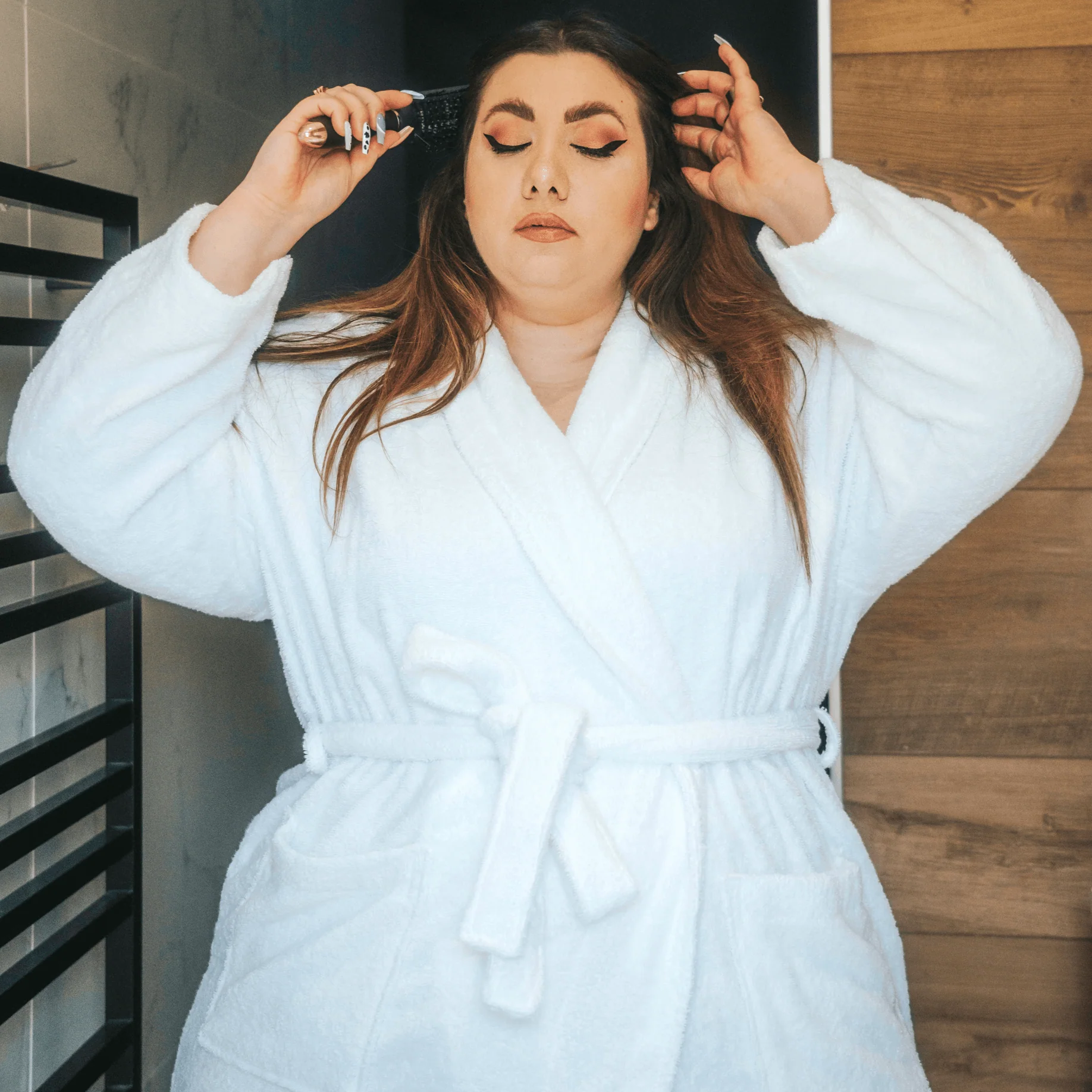 Floof Bath Robe - White - Image 14