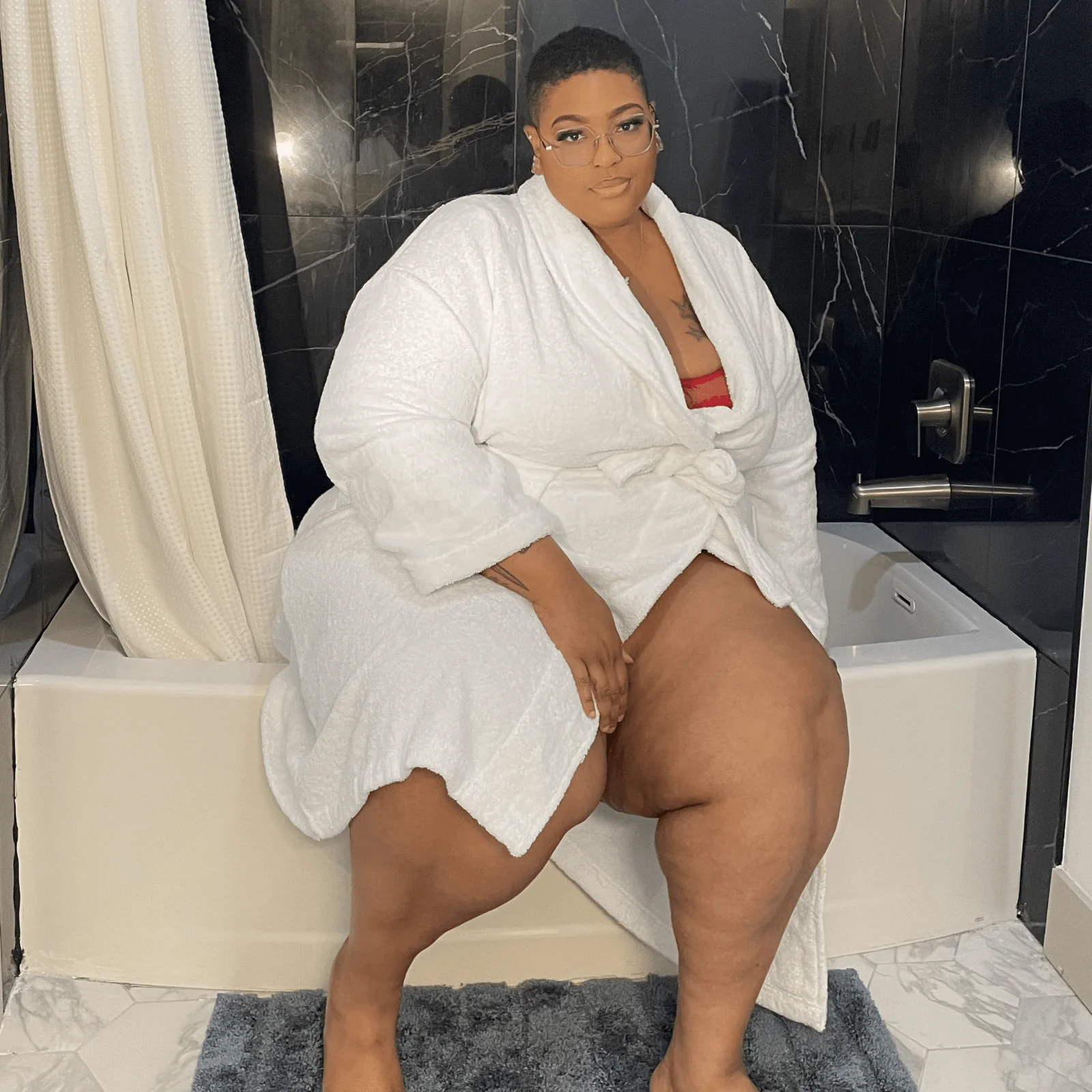 Floof Bath Robe - White - Image 17