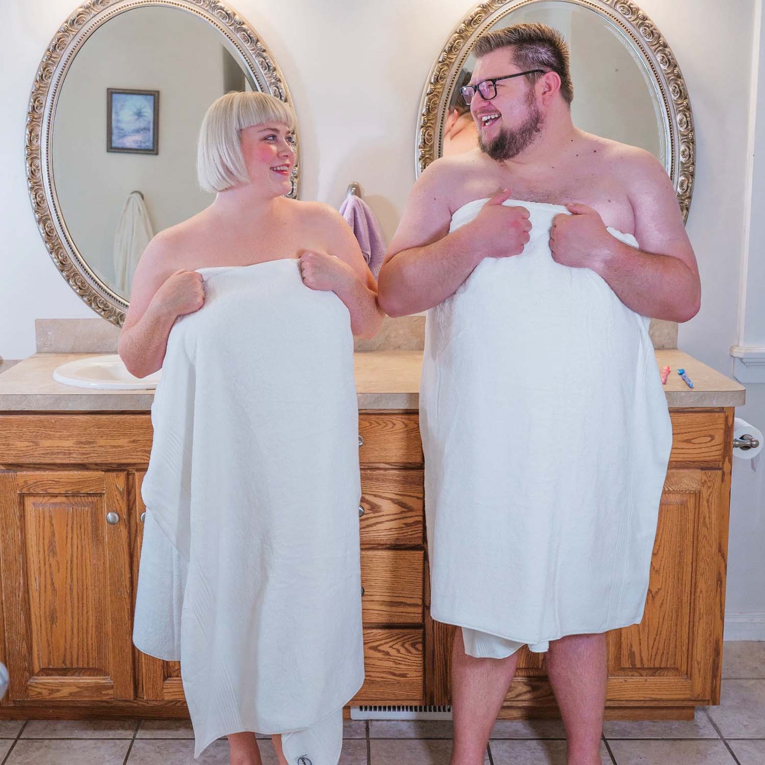 Big Softee Towel - White - Image 12