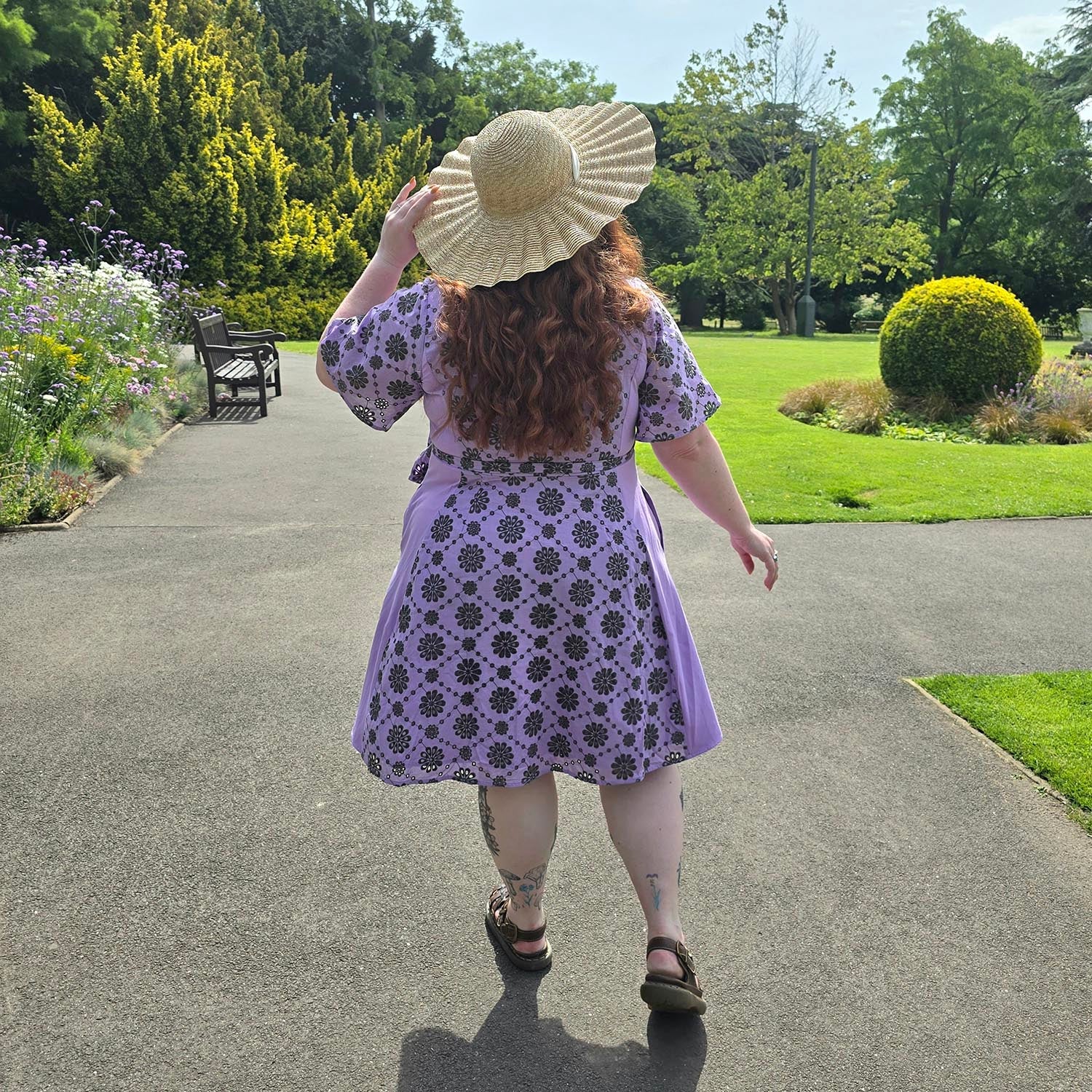Broderie Anglaise Wrap Dress - Cassis de Violet - Image 4