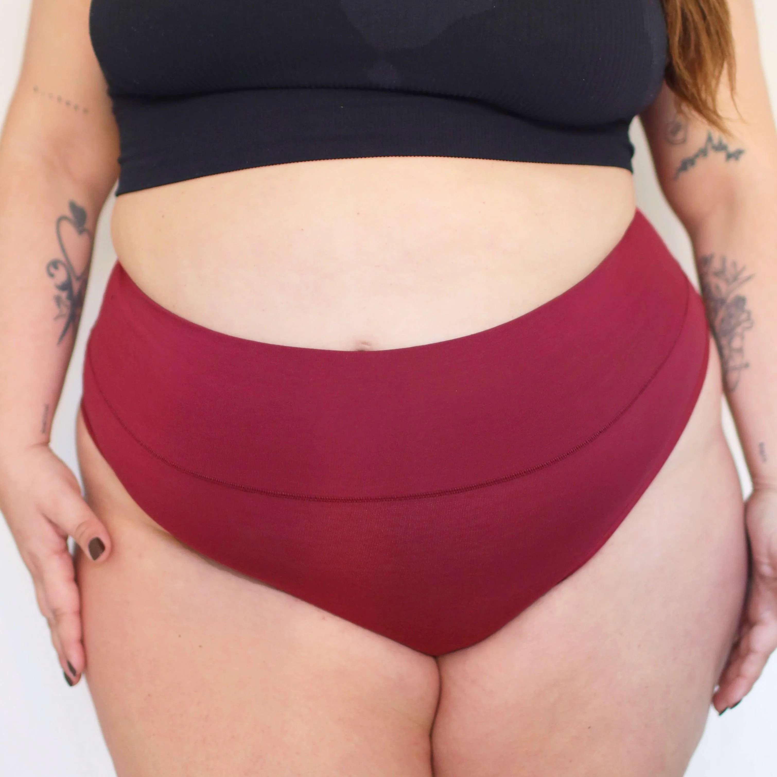 Organic Cotton Cheeky High Leg Knickers - Blood Red - Image 10