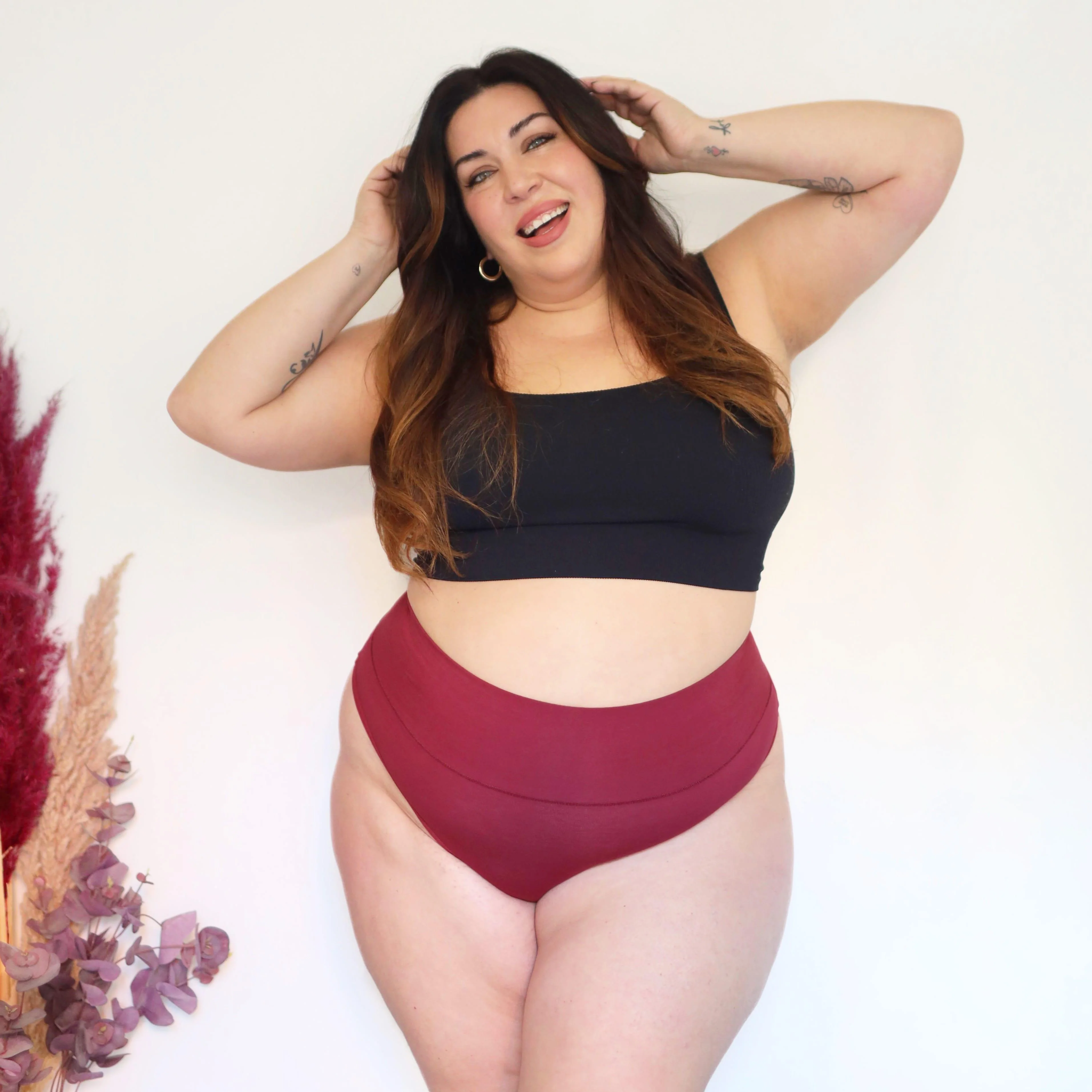 Organic Cotton Cheeky High Leg Knickers - Blood Red - Image 6