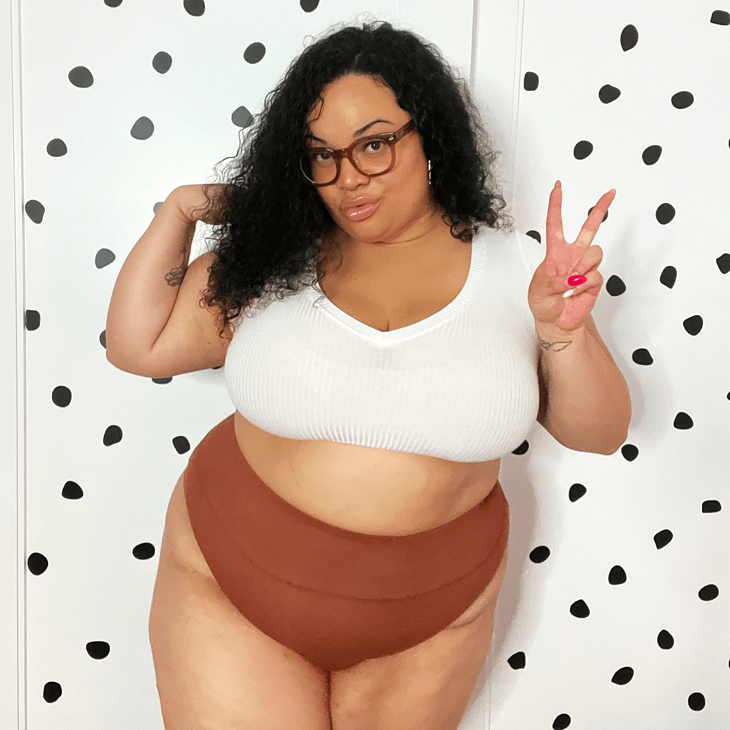 Organic Cotton Cheeky High Leg Knickers - Root Beer - Image 9