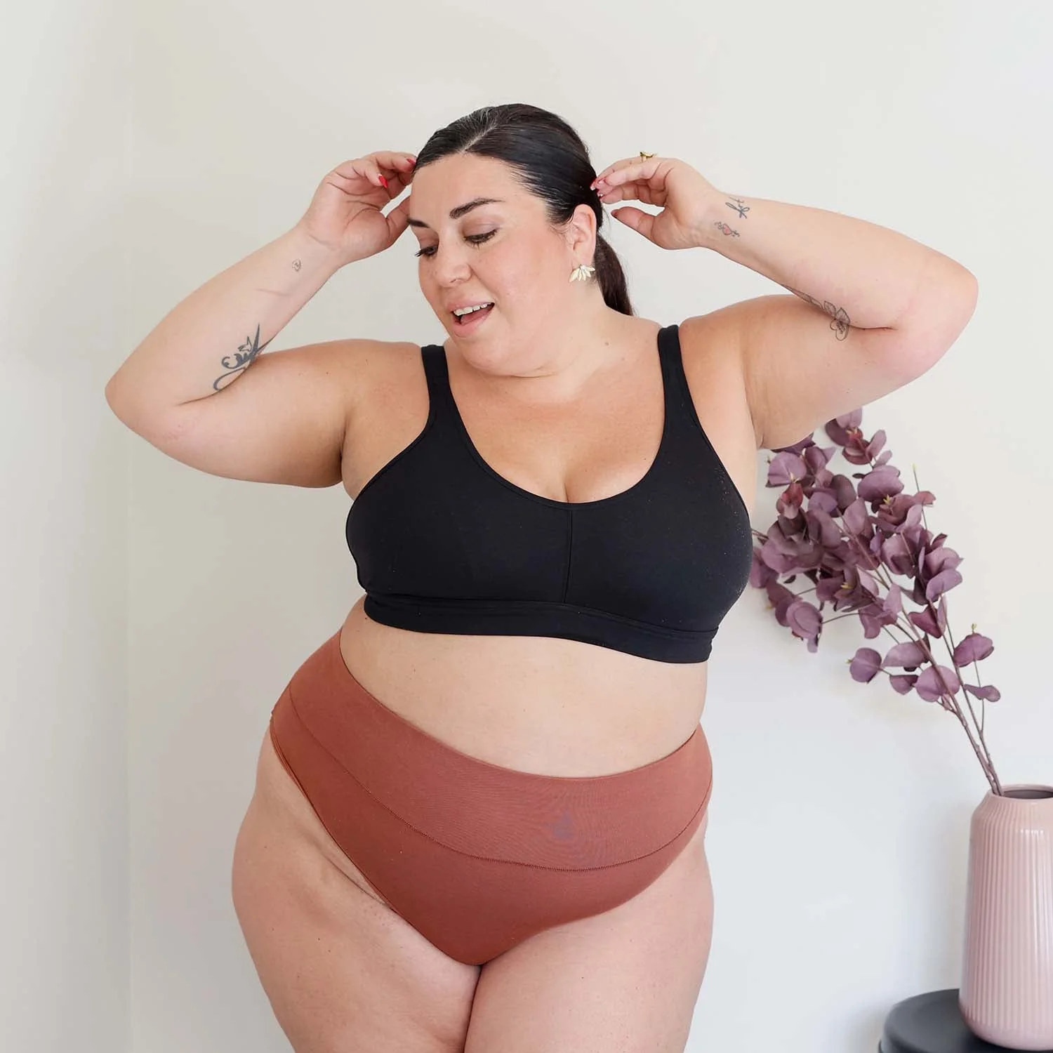 Organic Cotton Bra - Black - Image 9