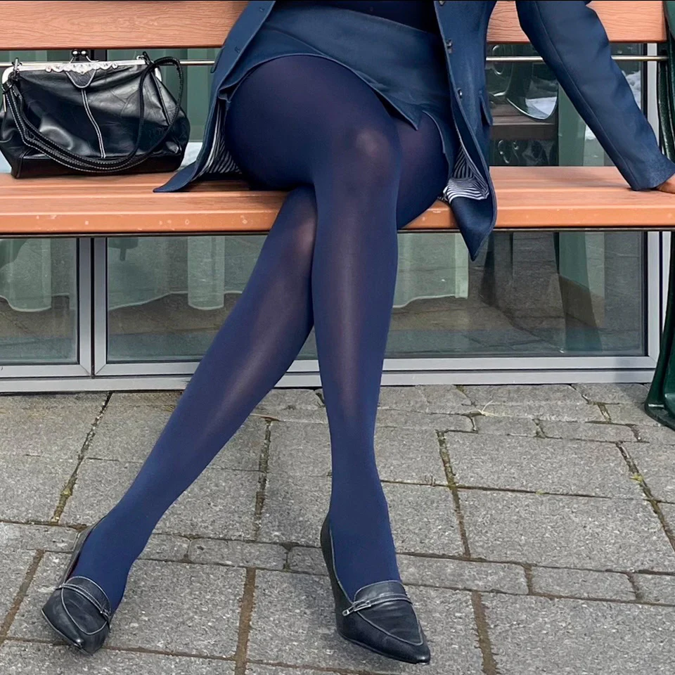 Stay Cool 80 Denier Tights - Navy - Image 7