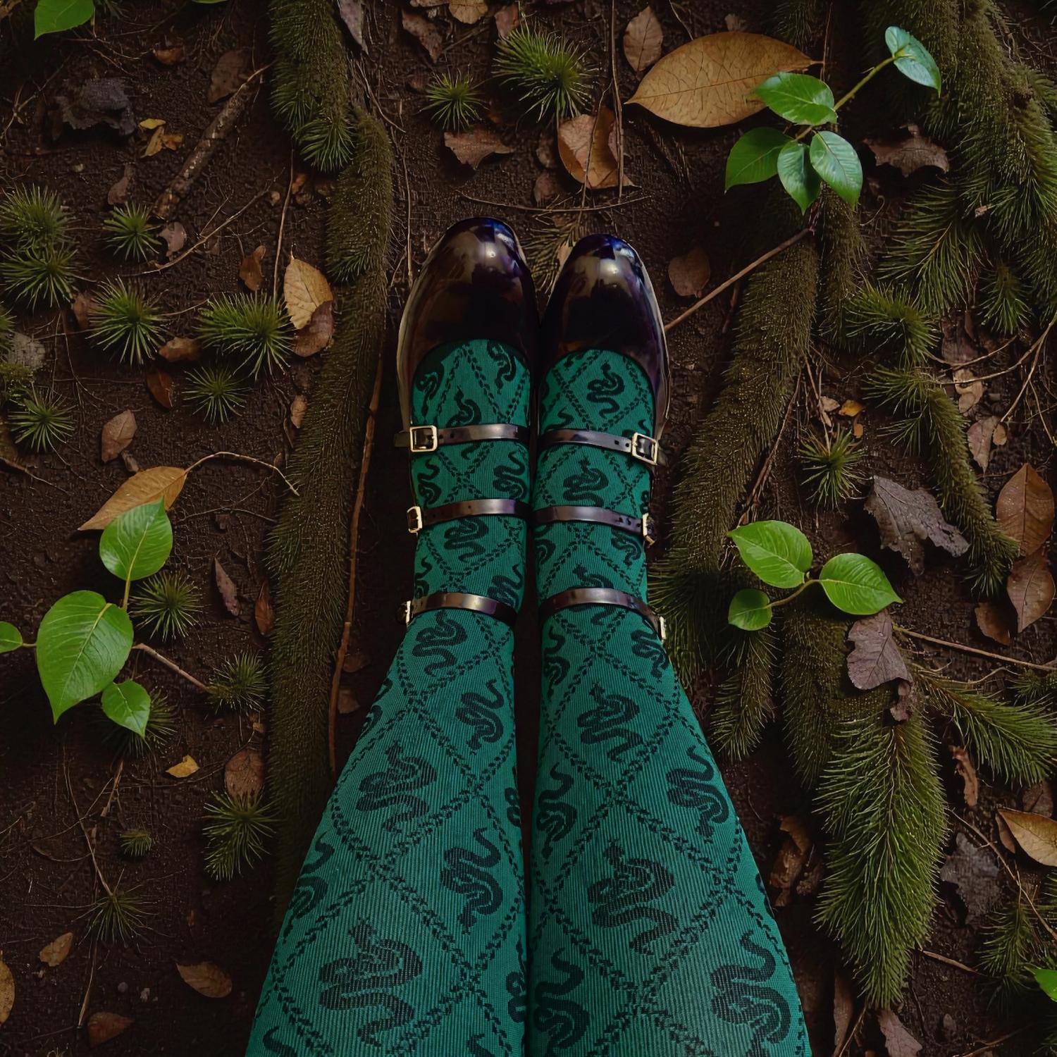 80 Denier Opaque Tights - Corra Snakes - Foliage Green - Image 12