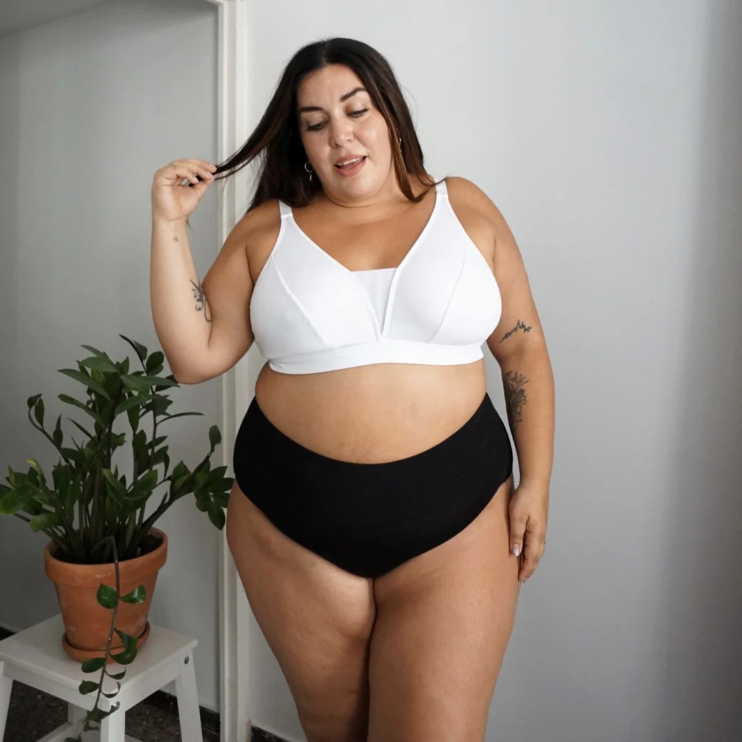 Everyday Ribbed Bra - White - Image 8