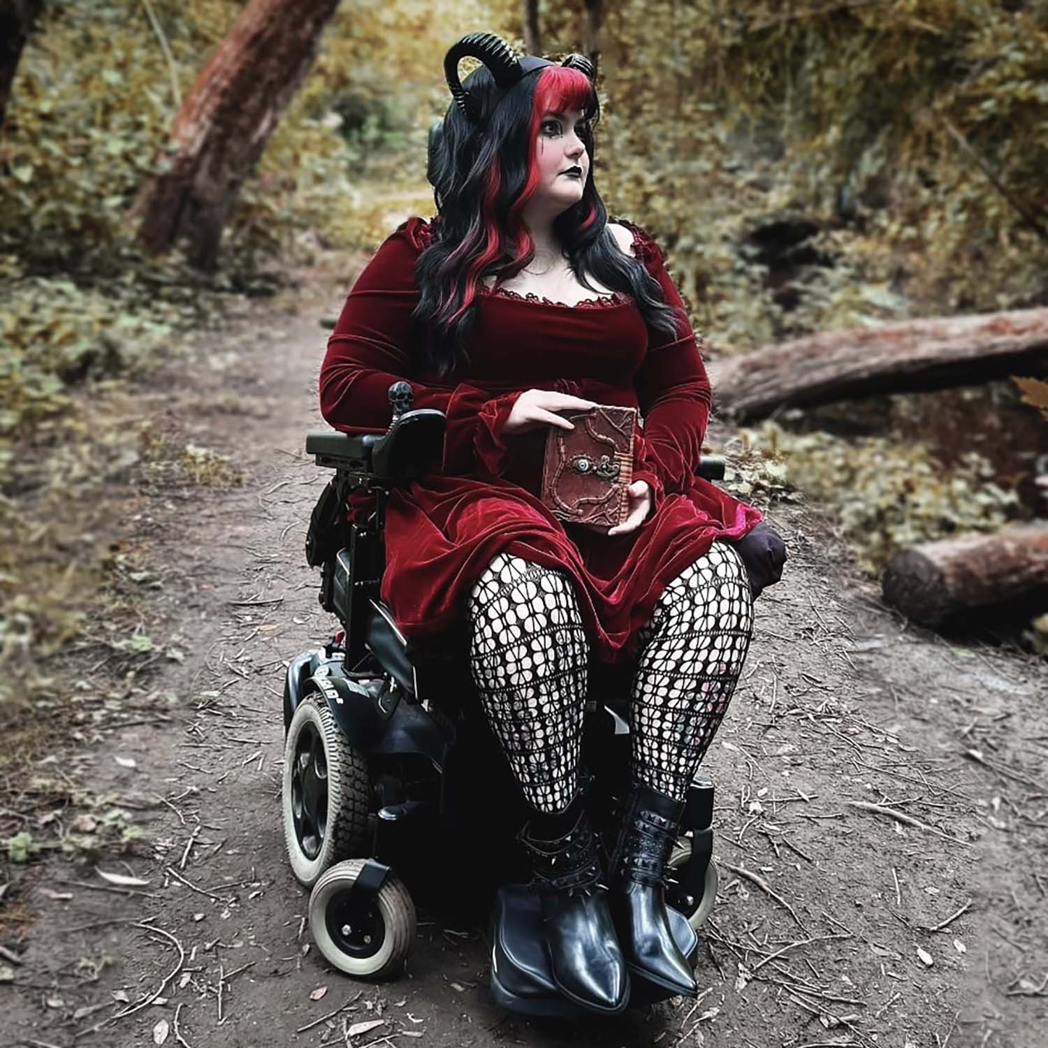 Arachne Fishnets - Image 12