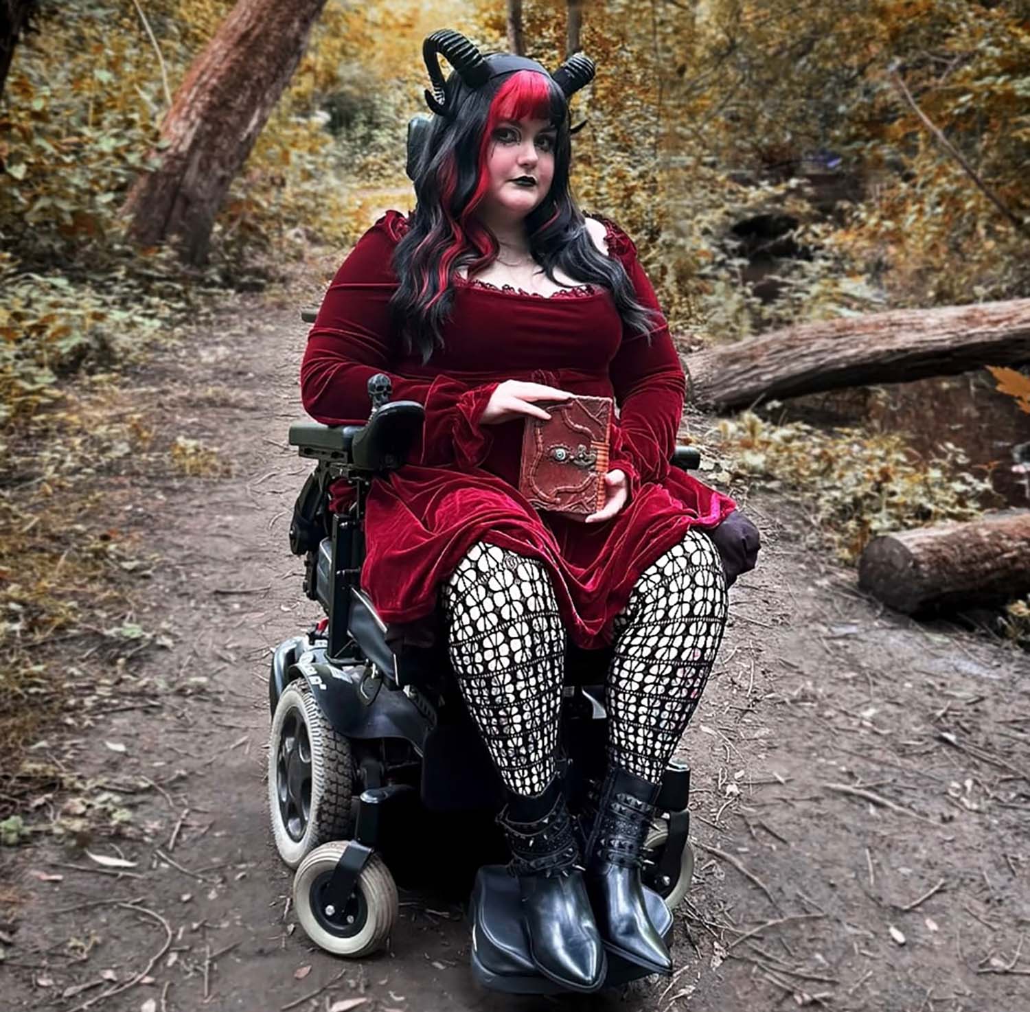 Arachne Fishnets - Image 4
