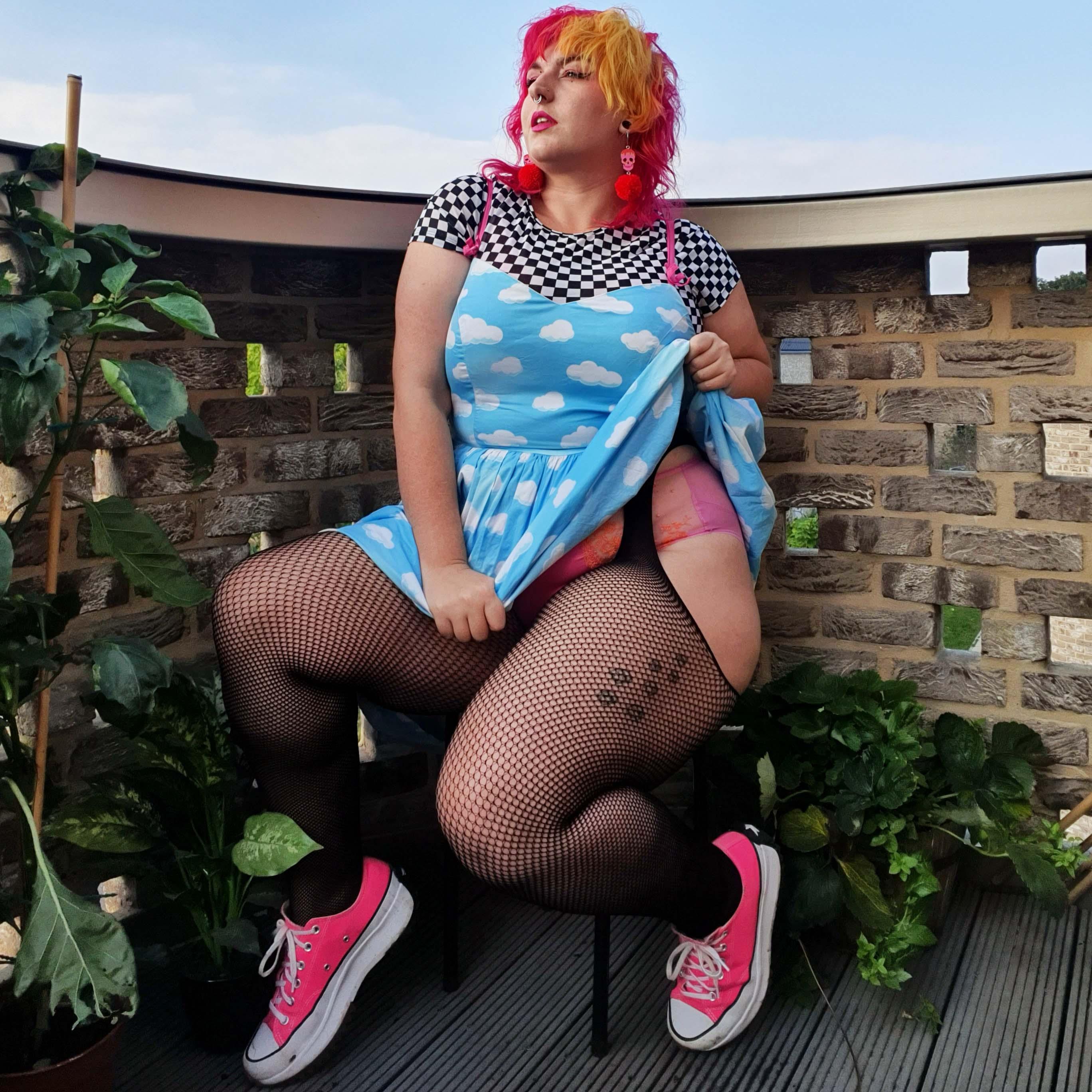 Mock Garters Fishnets - 😈 - Image 4