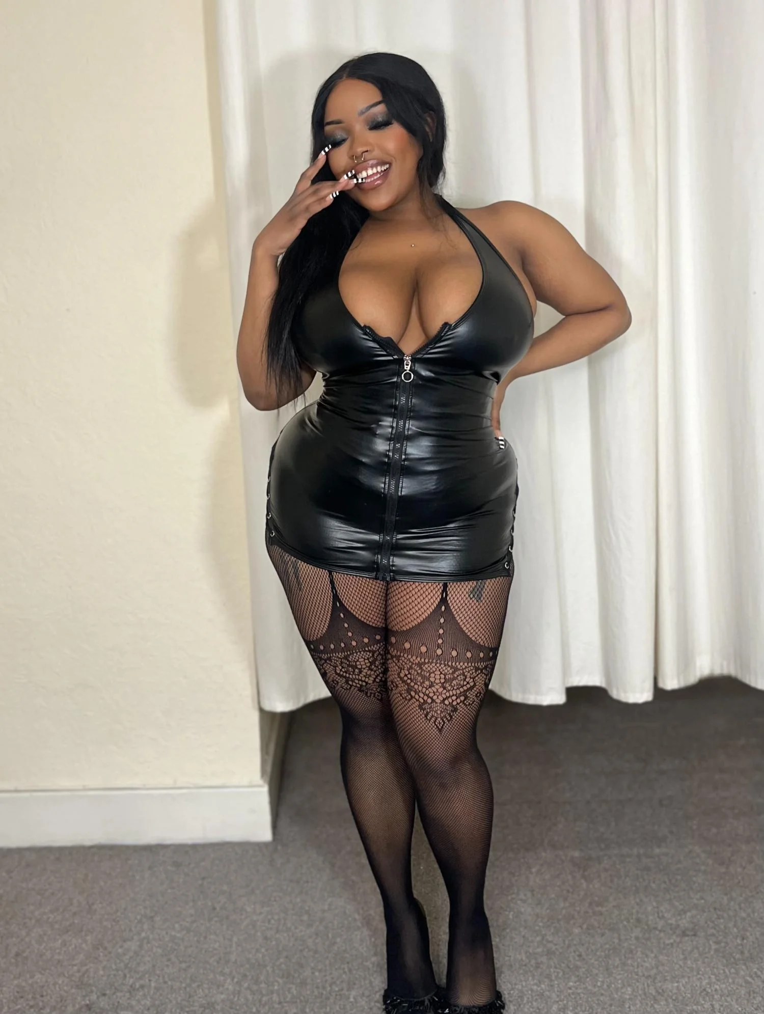 Frank Fishnets - Black - Image 3