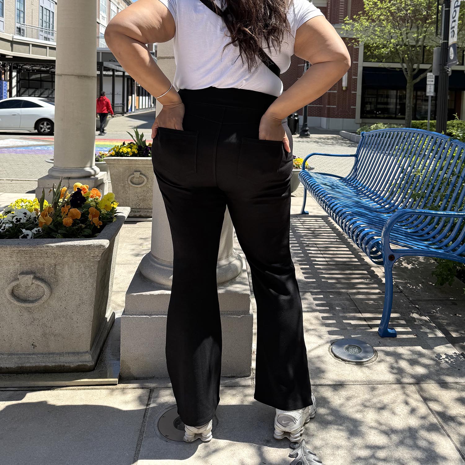 Squat-Proof Kick Flare Leggings - Black - Image 7