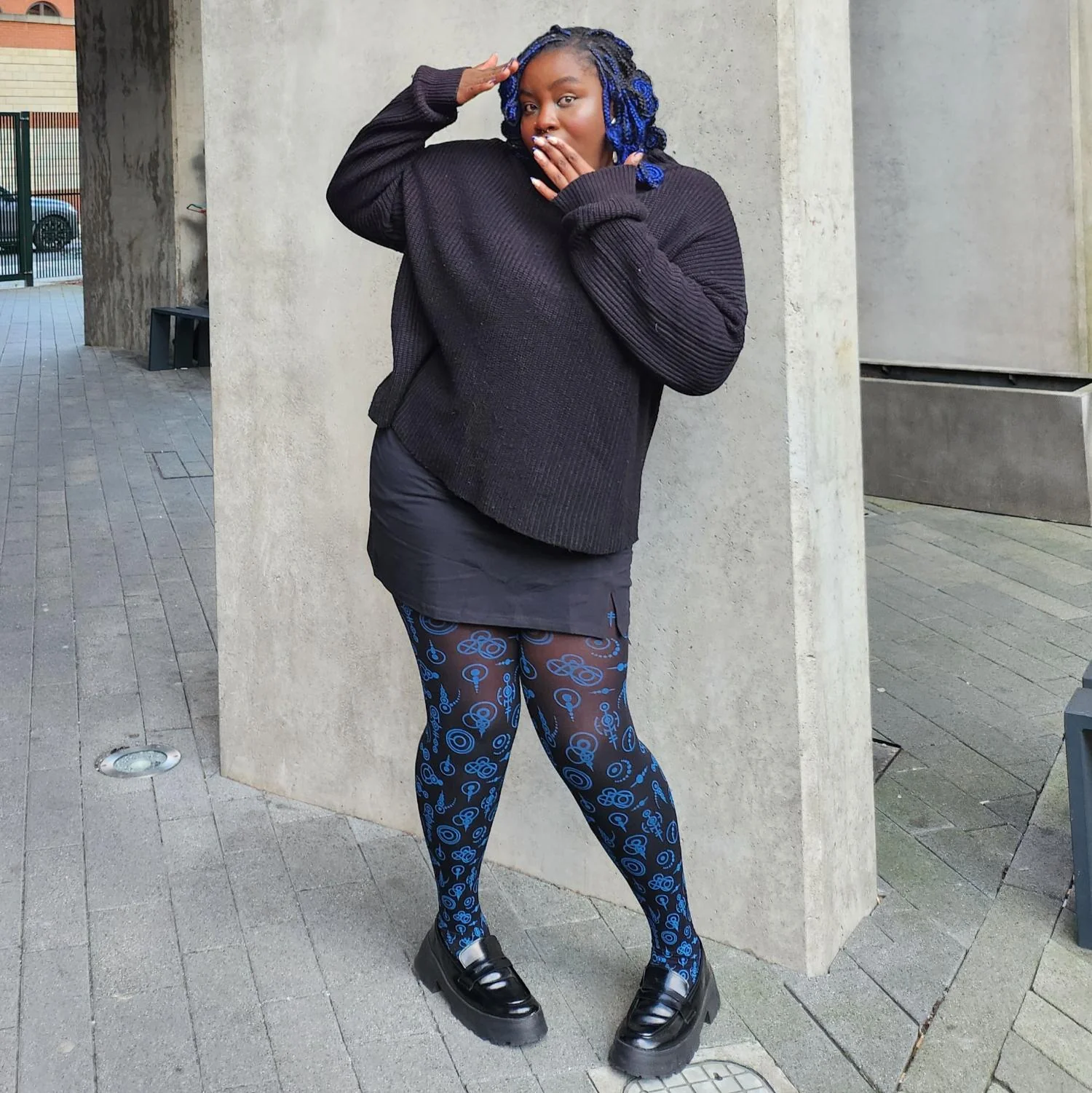 80 Denier Opaque Tights - Crop Circles - Image 4
