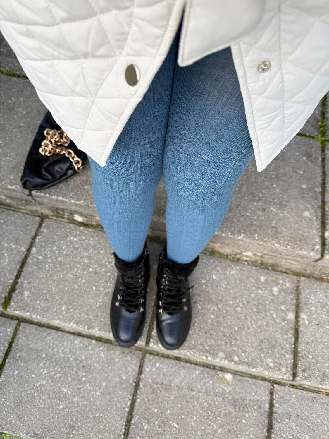 Grannies Cable Knit Wool Tights V2 - Denim - Image 4