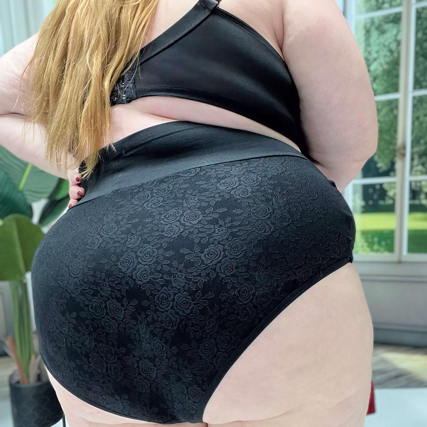 Organic Cotton Lacey Super High Waist Knickers - Black - Image 4