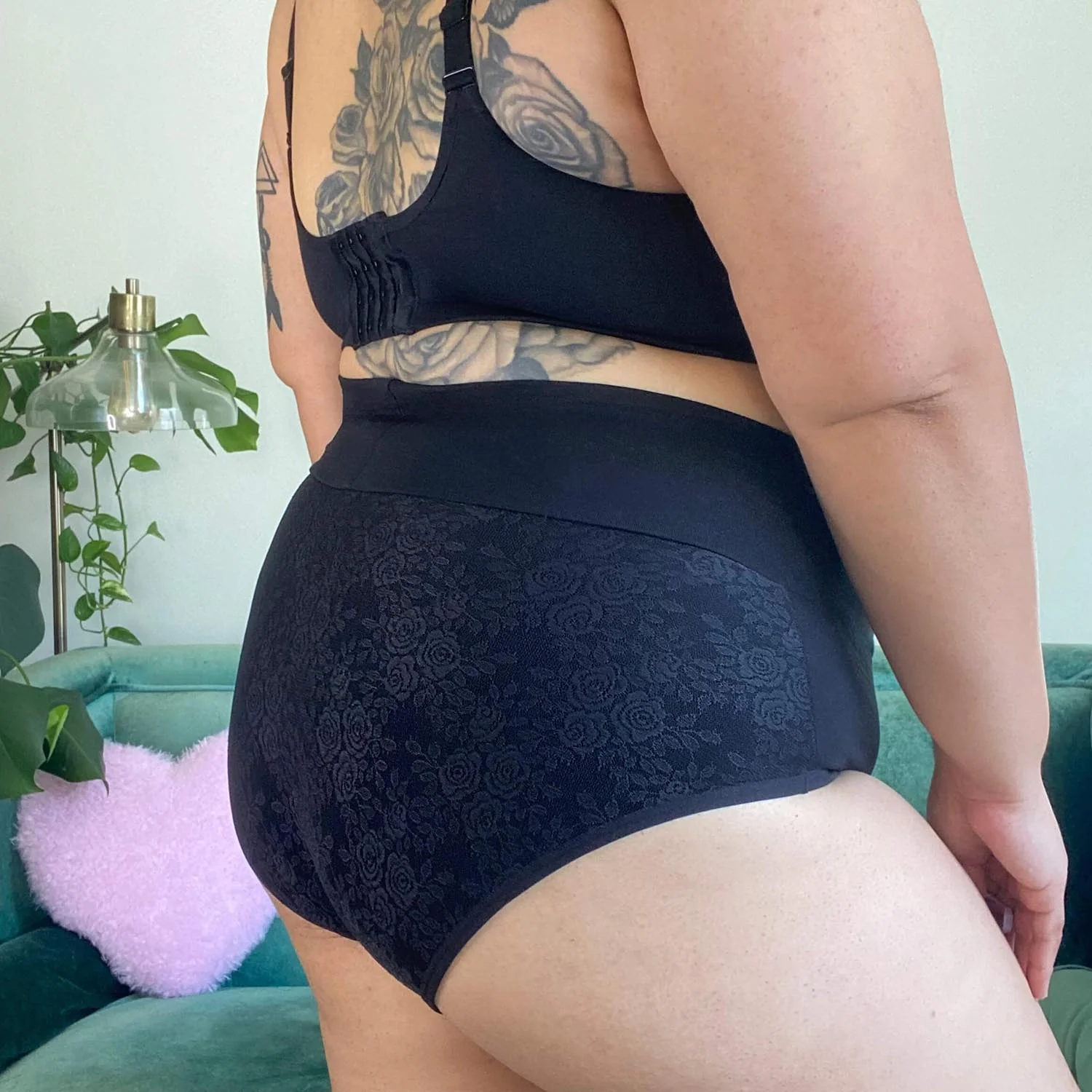 Organic Cotton Lacey Super High Waist Knickers - Black - Image 7