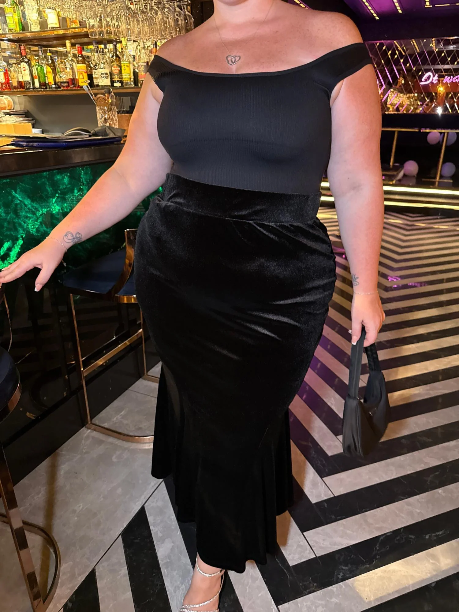 Velvet Mermaid Skirt - Black - Image 3