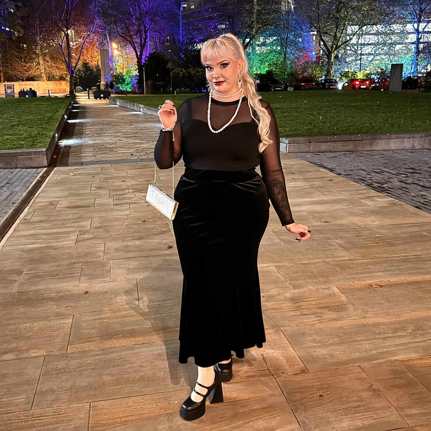 Velvet Mermaid Skirt - Black - Image 7