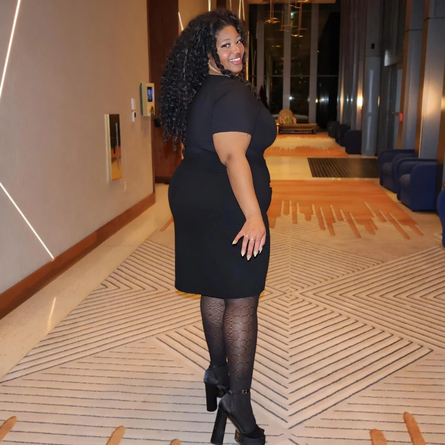 Mini Pencil Skirt - Archean - Image 4