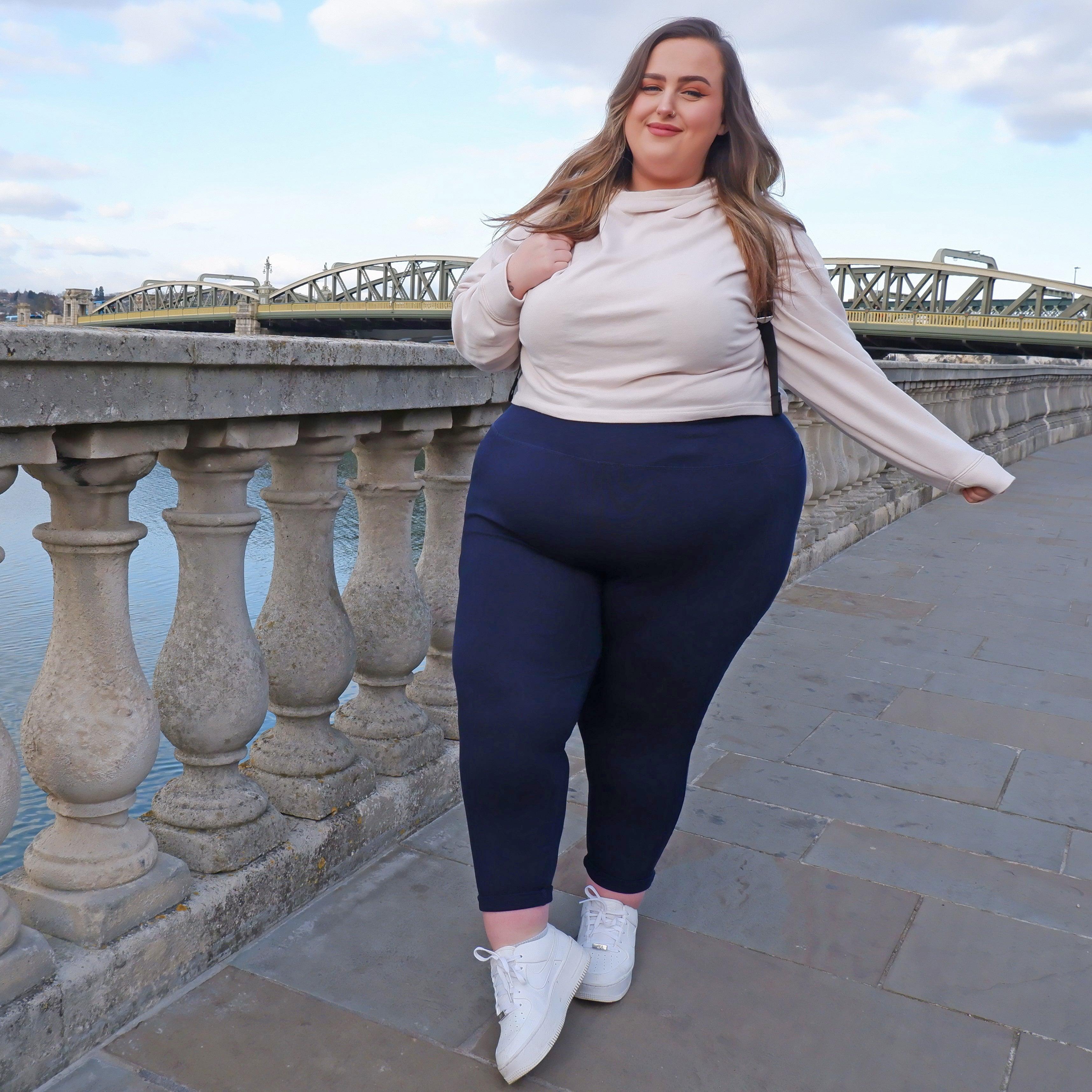 Squat Proof Leggings (Short) - Navy - Image 2