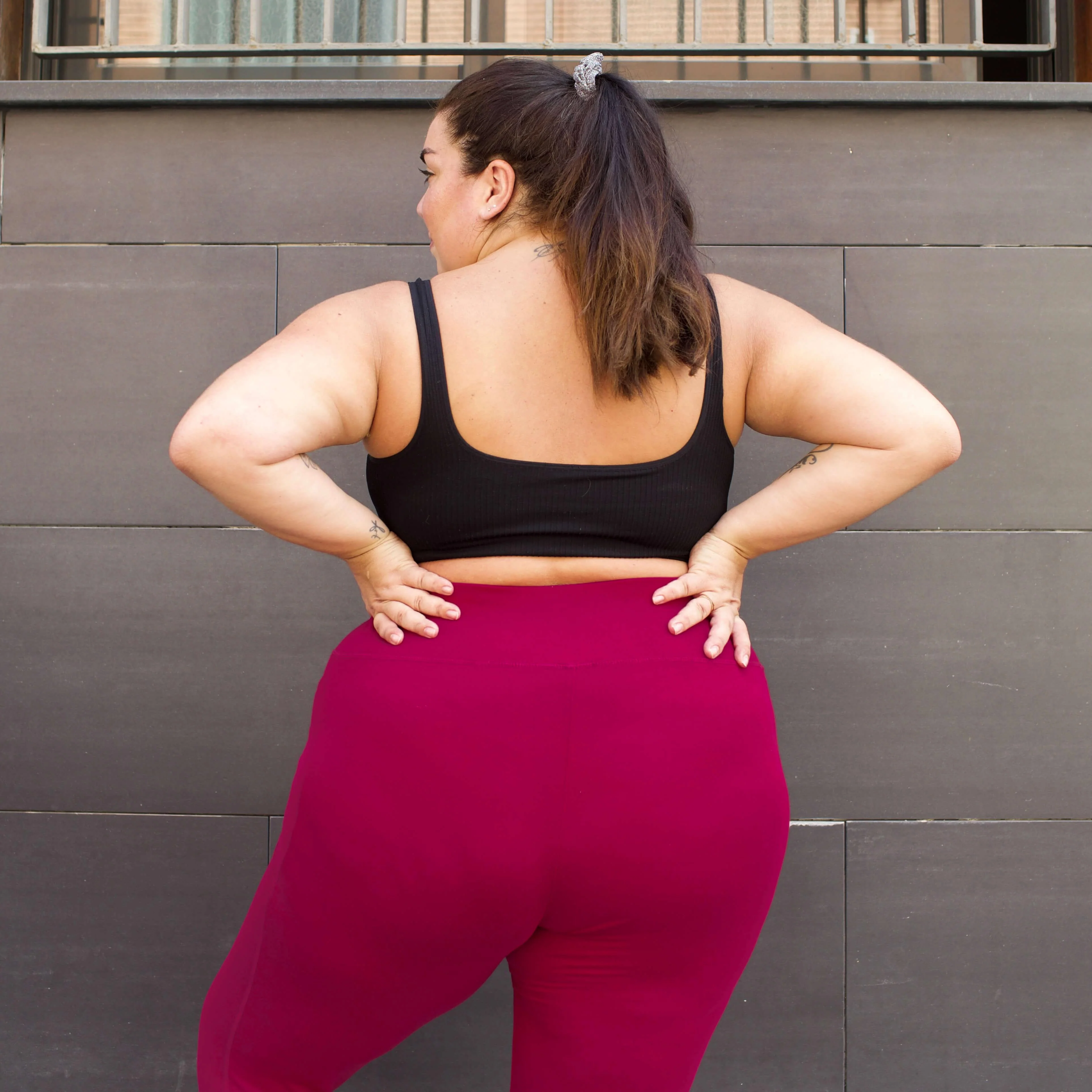 Squat Proof Leggings (Short) - Raspberry Pie - Image 13