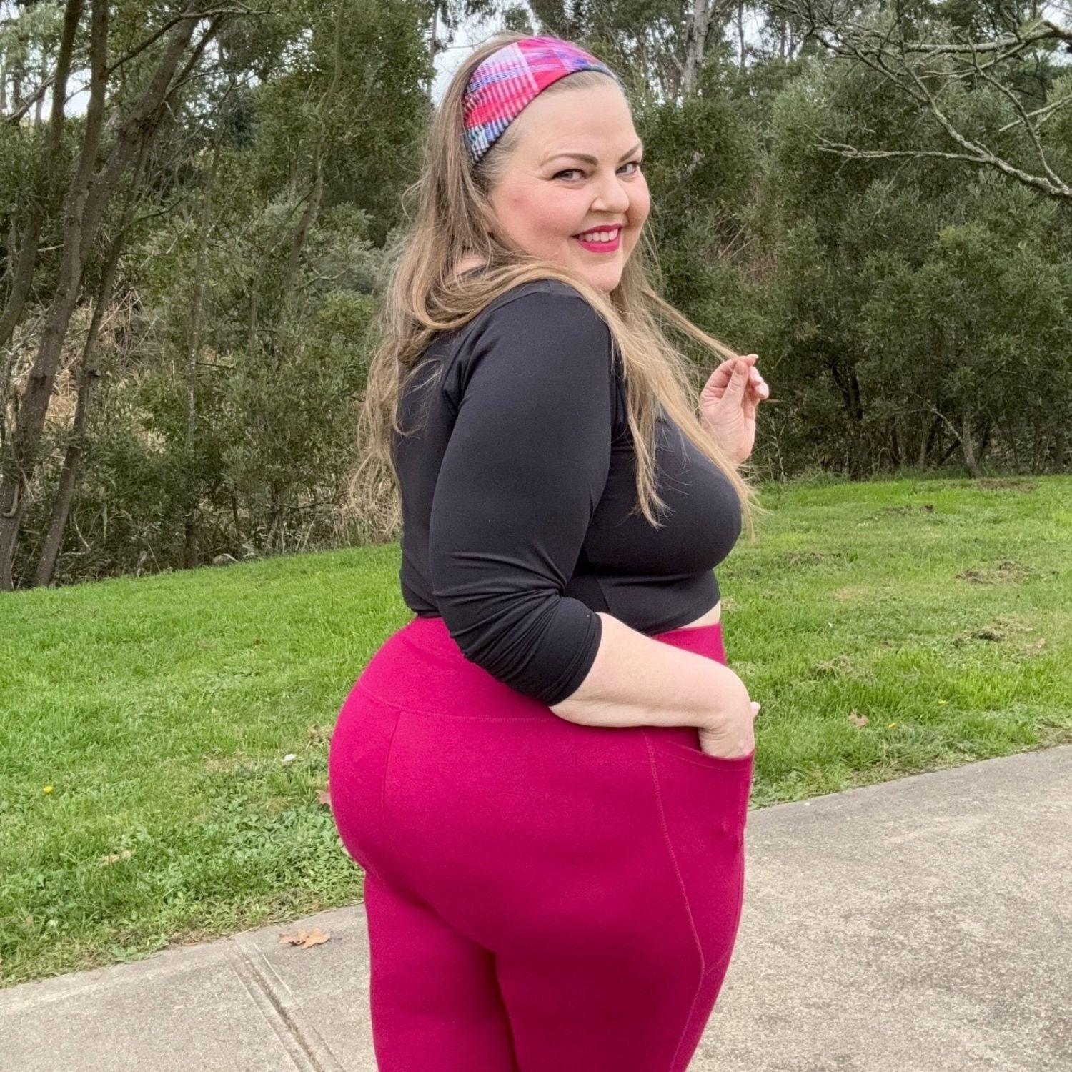Squat Proof Leggings (Short) - Raspberry Pie - Image 8