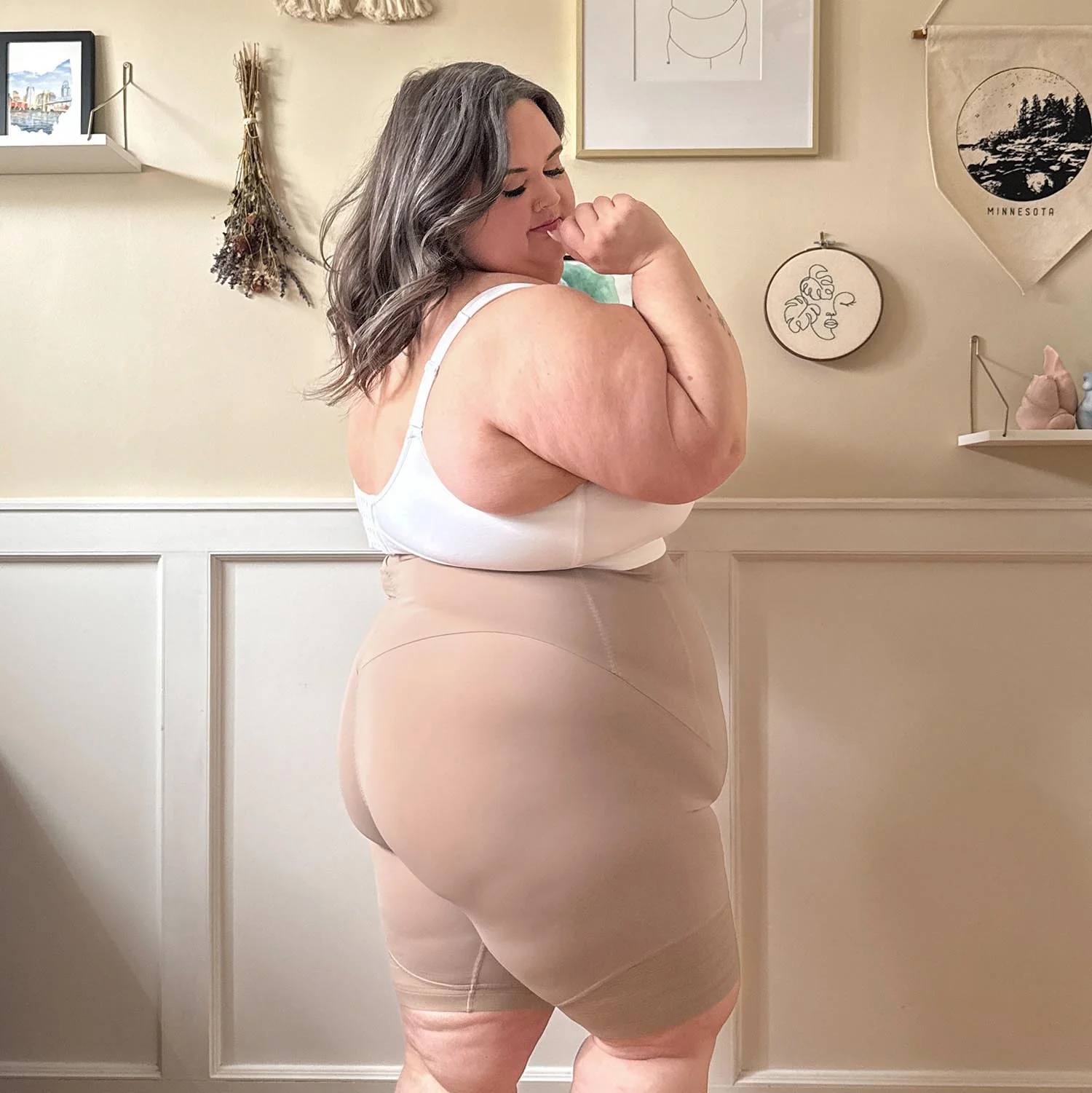 Smoothwear Super High Waist Shorts - Blissful - Image 6