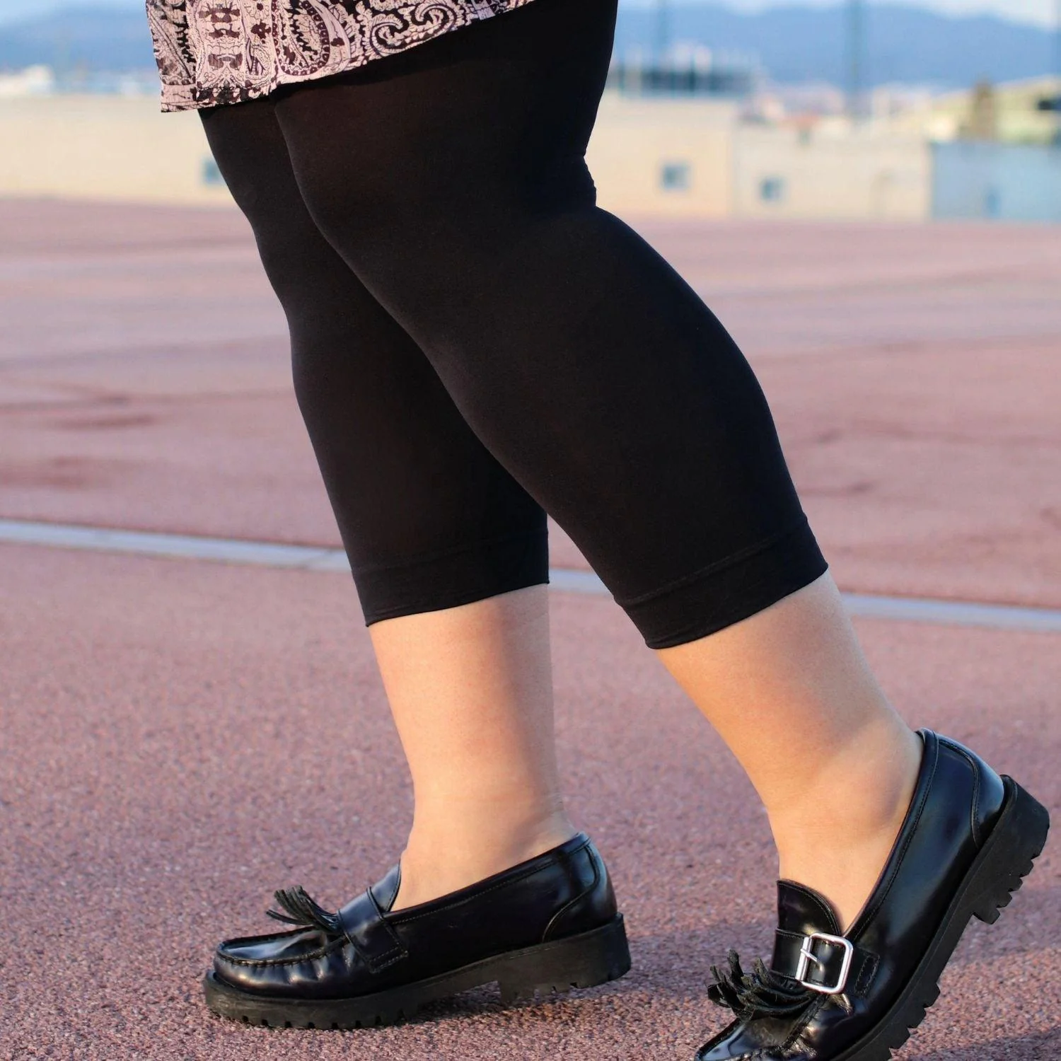 Stay Cool Capri Tights - Black - Image 5