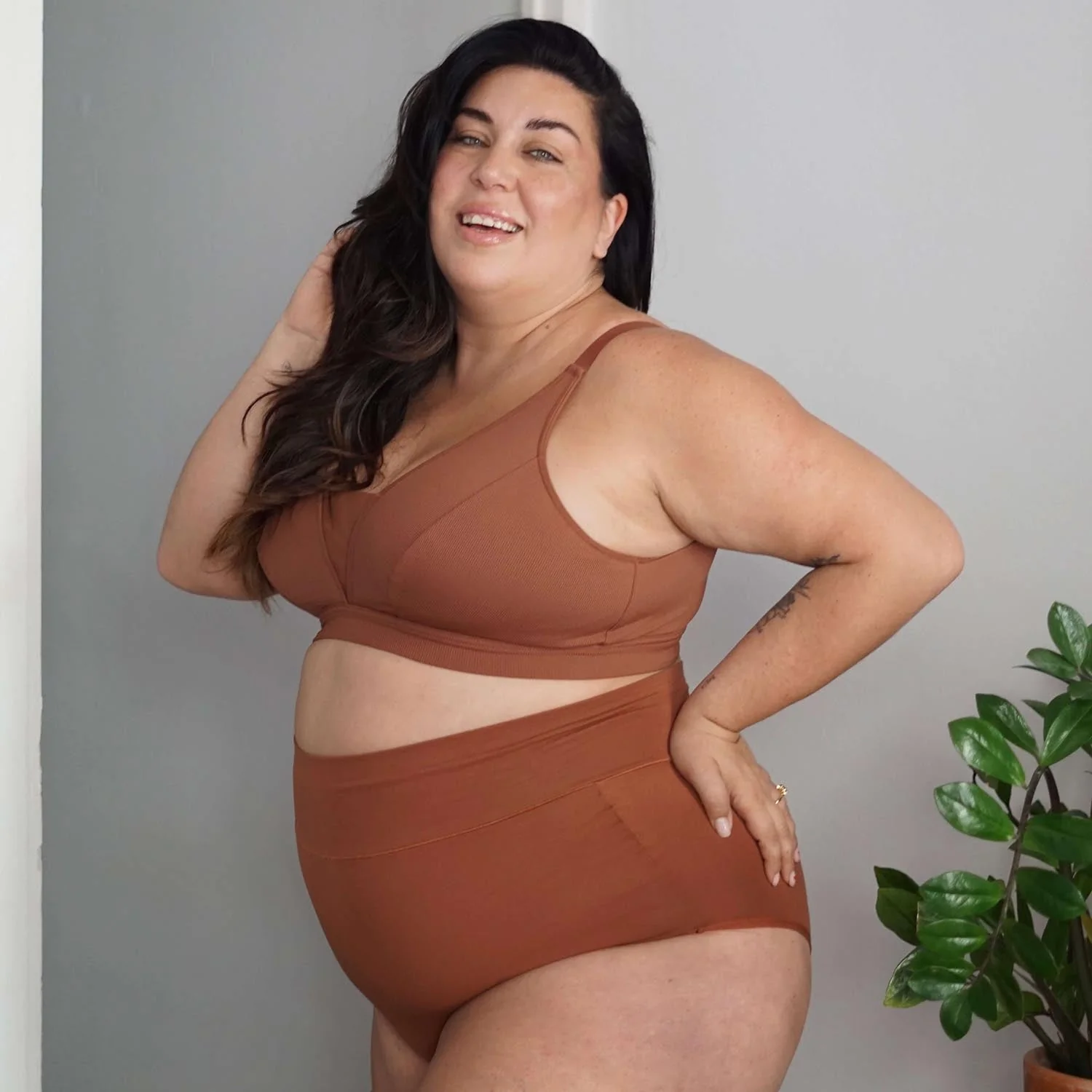 Organic Cotton Super High Waist Knickers - Root Beer - Image 2