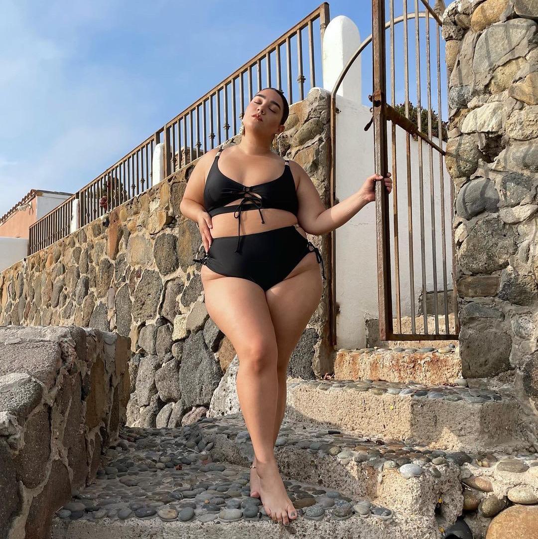 Babe with the Power Bikini Bottoms - Image 2