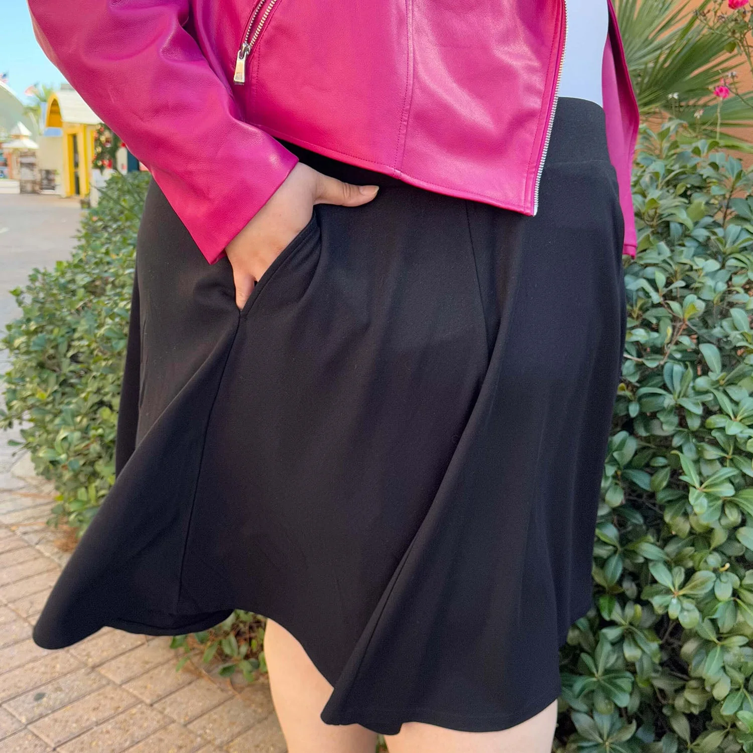 Flare Skirt - Black (V2) - Image 4